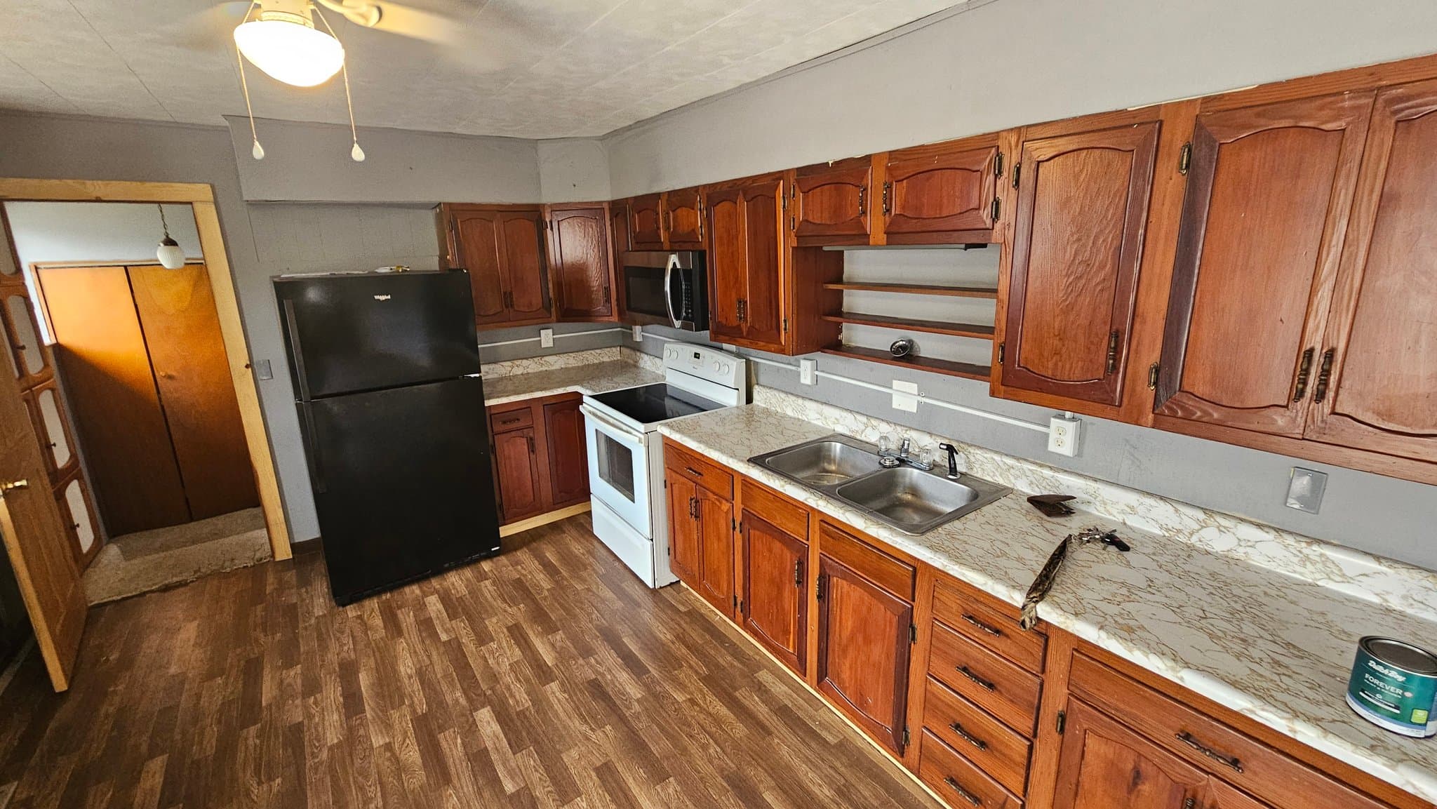Glouster Multiplex: 23 Madison St
