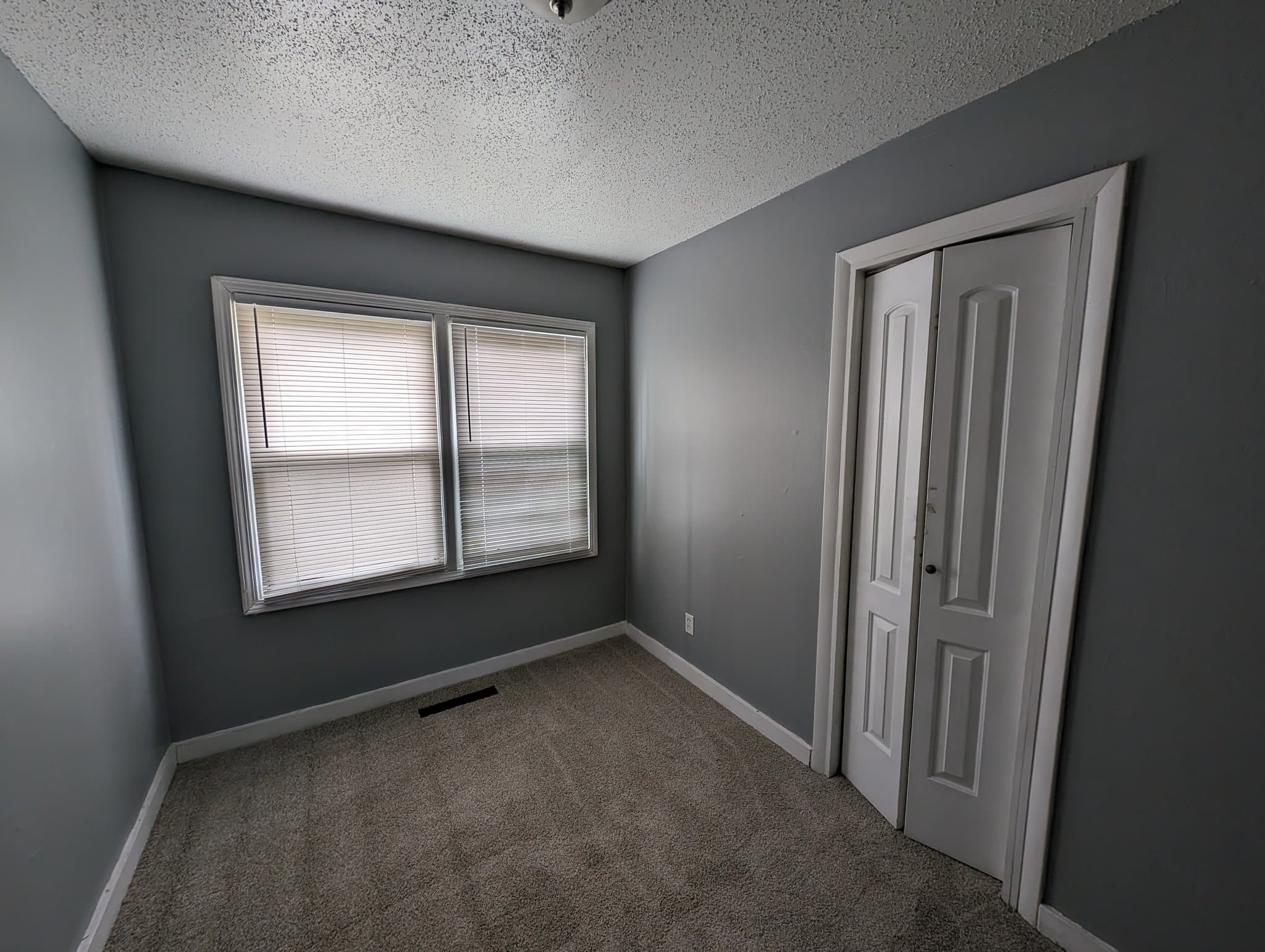 Kansas City House: 6118 Everett Ave