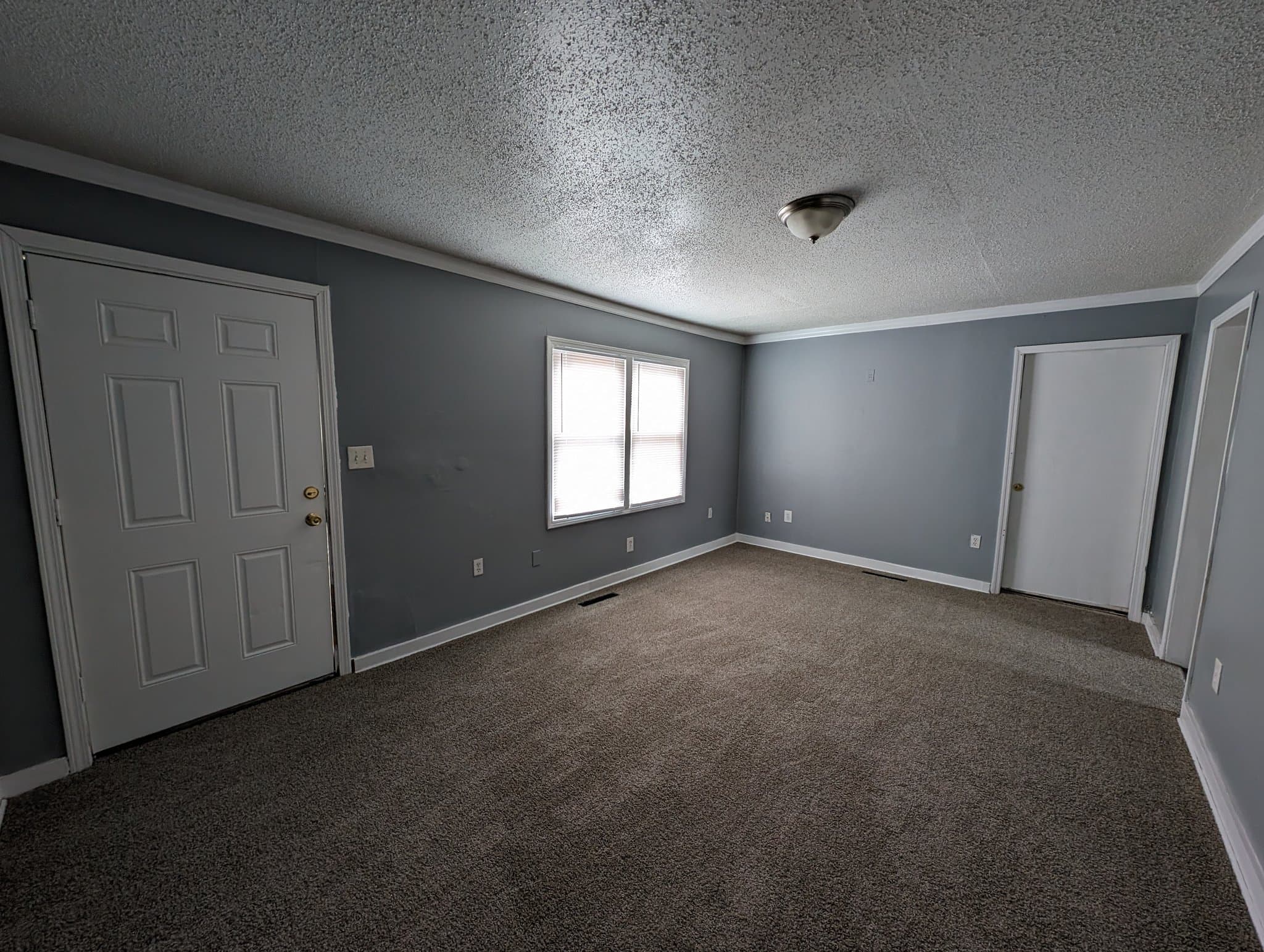 Kansas City House: 6118 Everett Ave