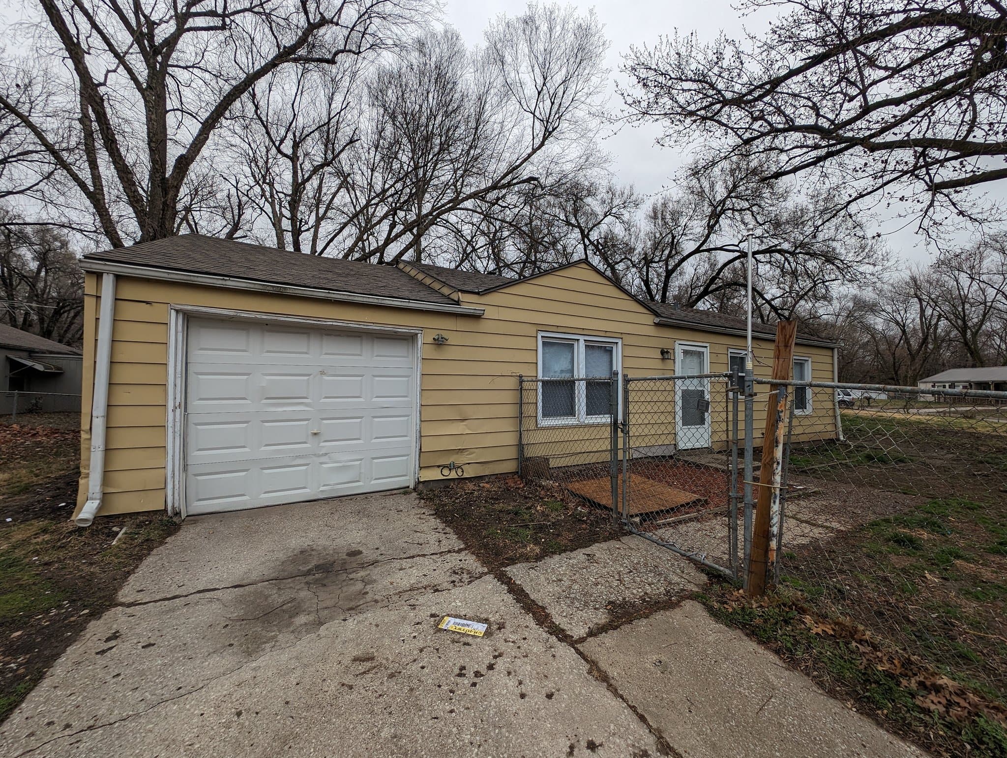 Kansas City House: 6118 Everett Ave