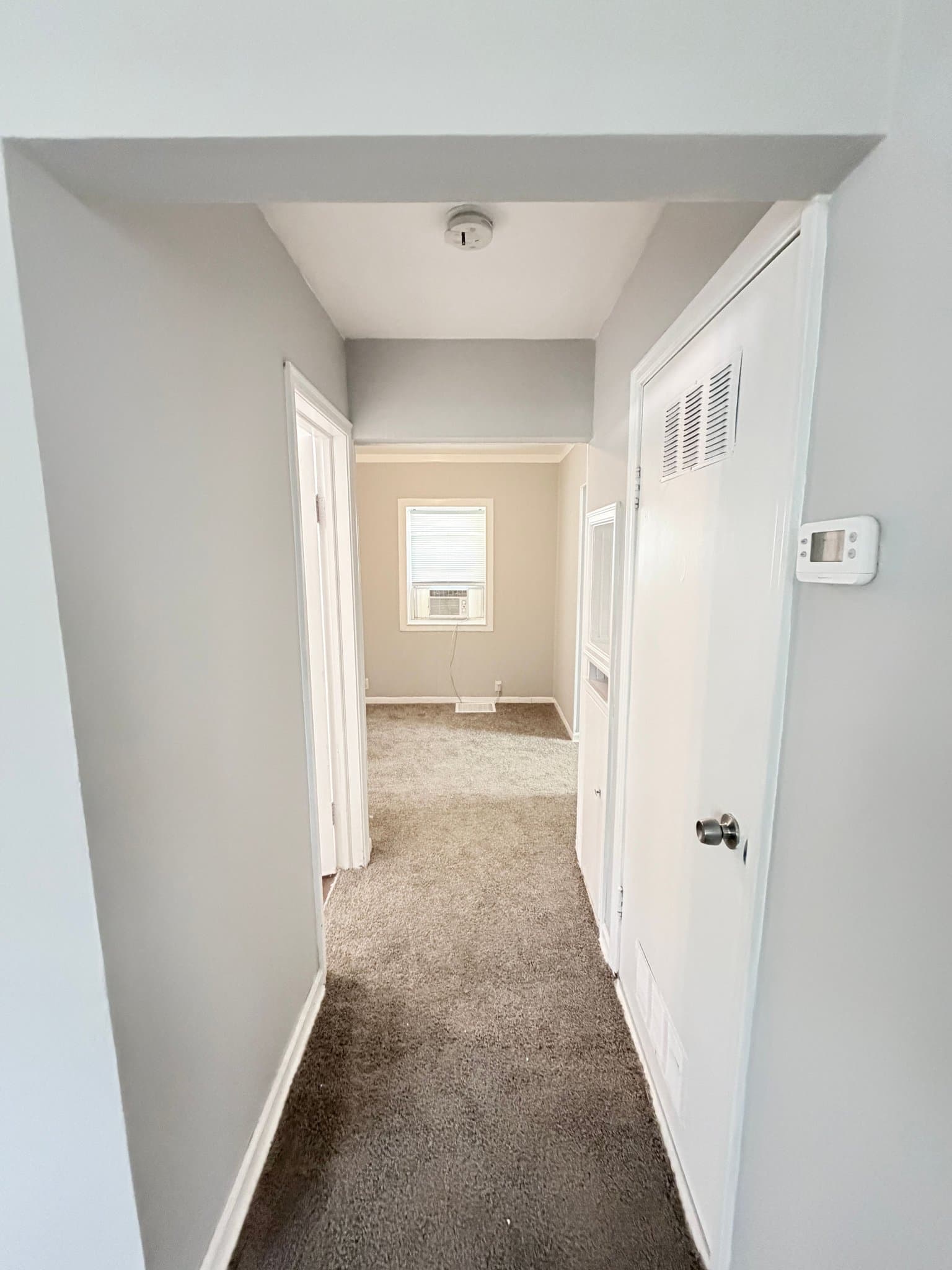 Independence House: 743 N Kiger Rd