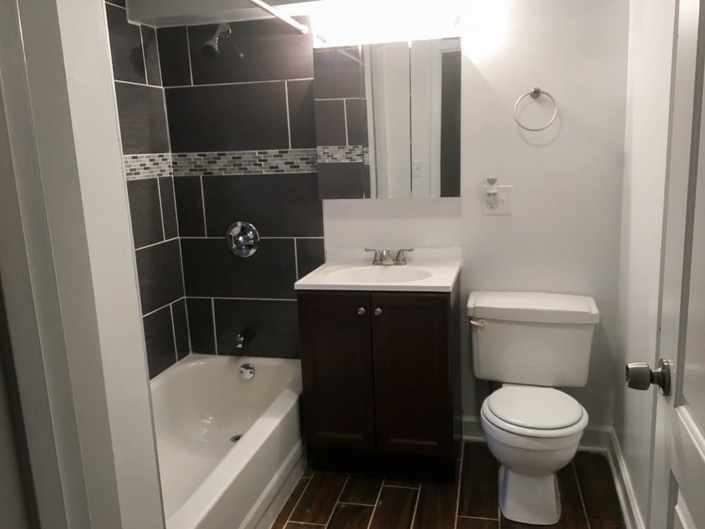 Chicago Apartment: 2531-2533 W Augusta Blvd
