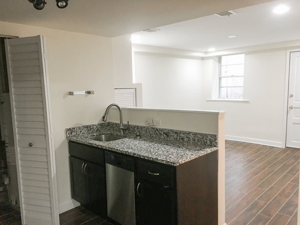 Chicago Apartment: 2531-2533 W Augusta Blvd
