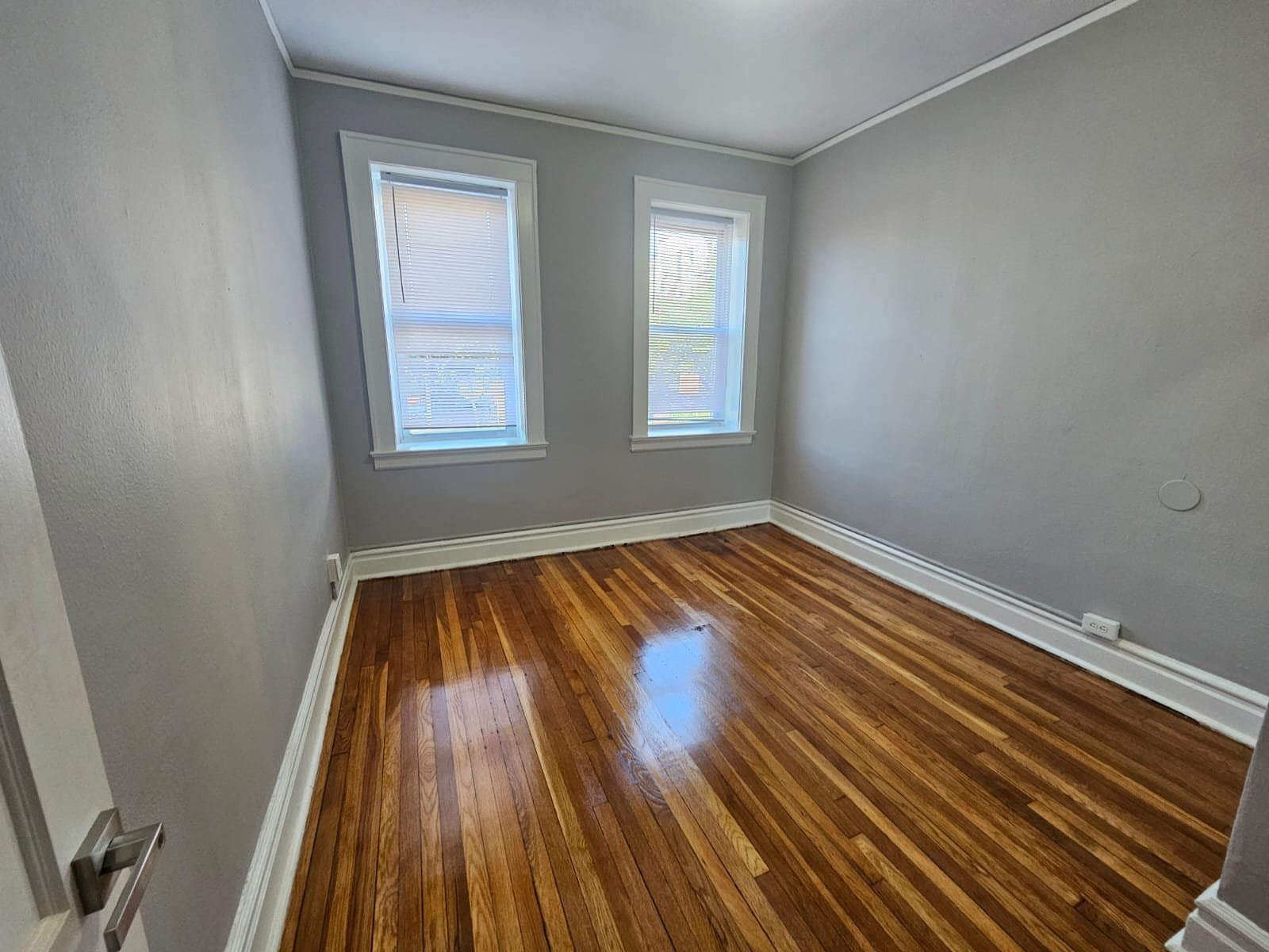 orange Apartment: 20 canfield st