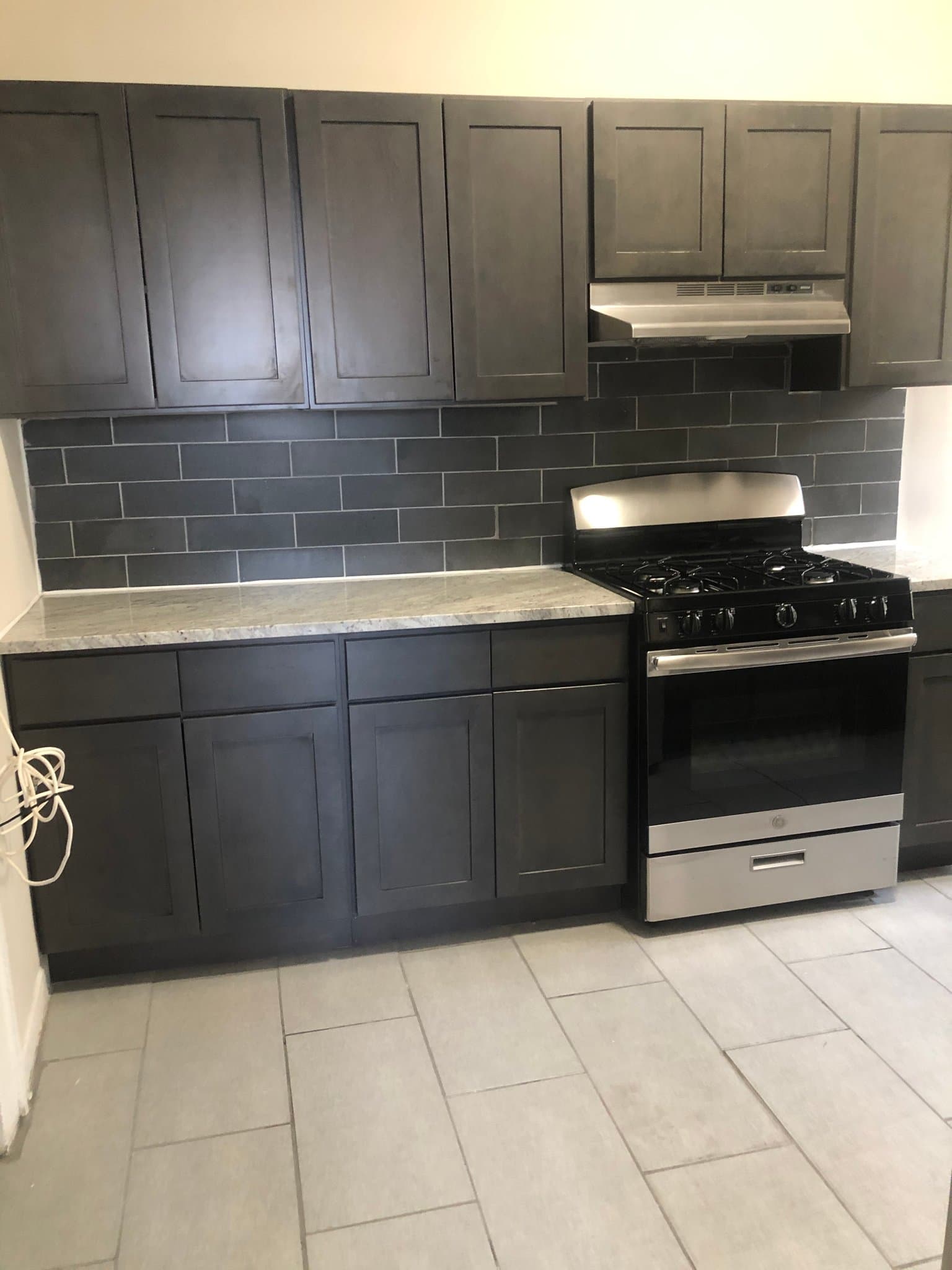 orange Apartment: 20 canfield st
