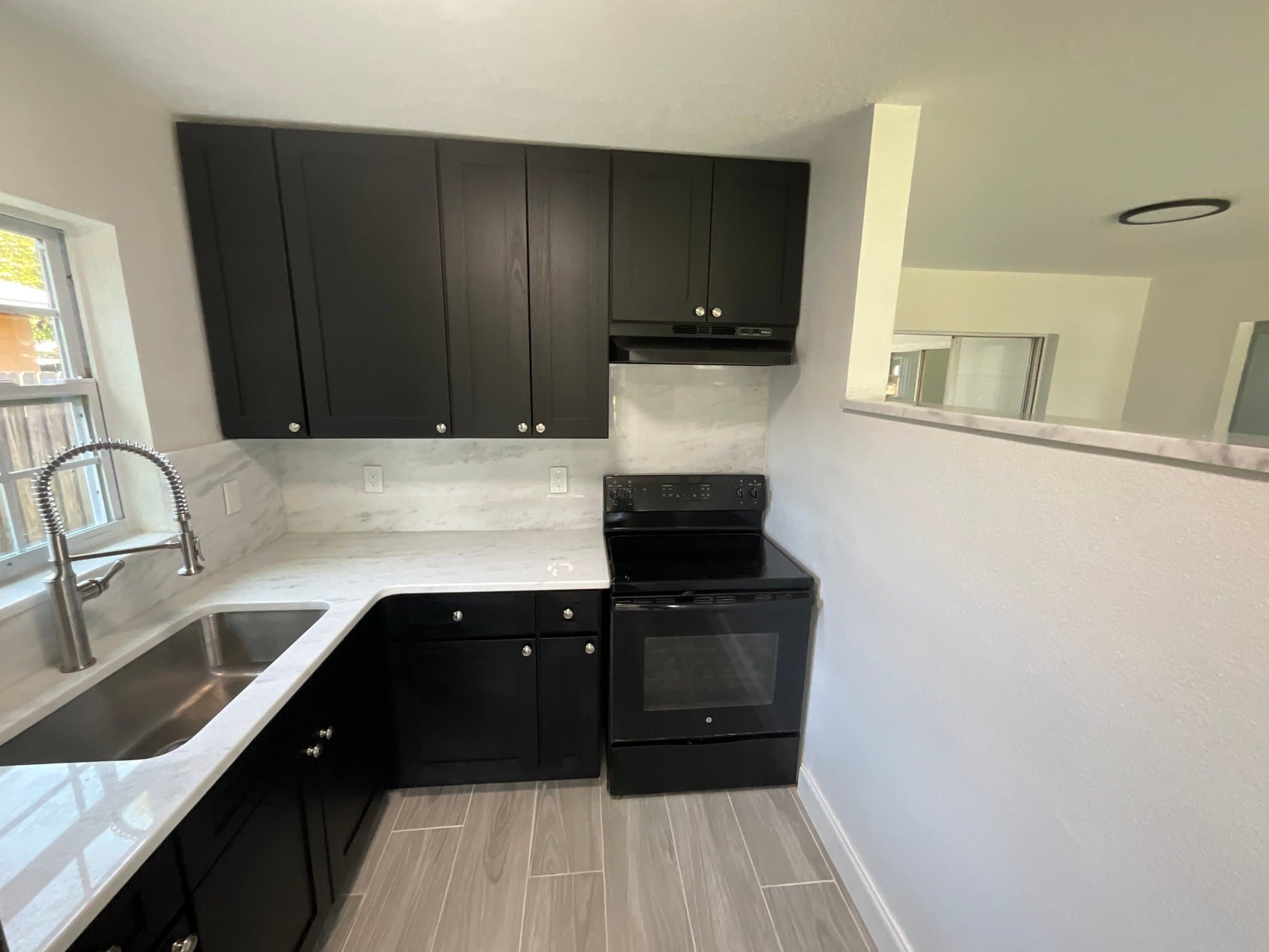 Saint Petersburg House: 759 90th Ave North