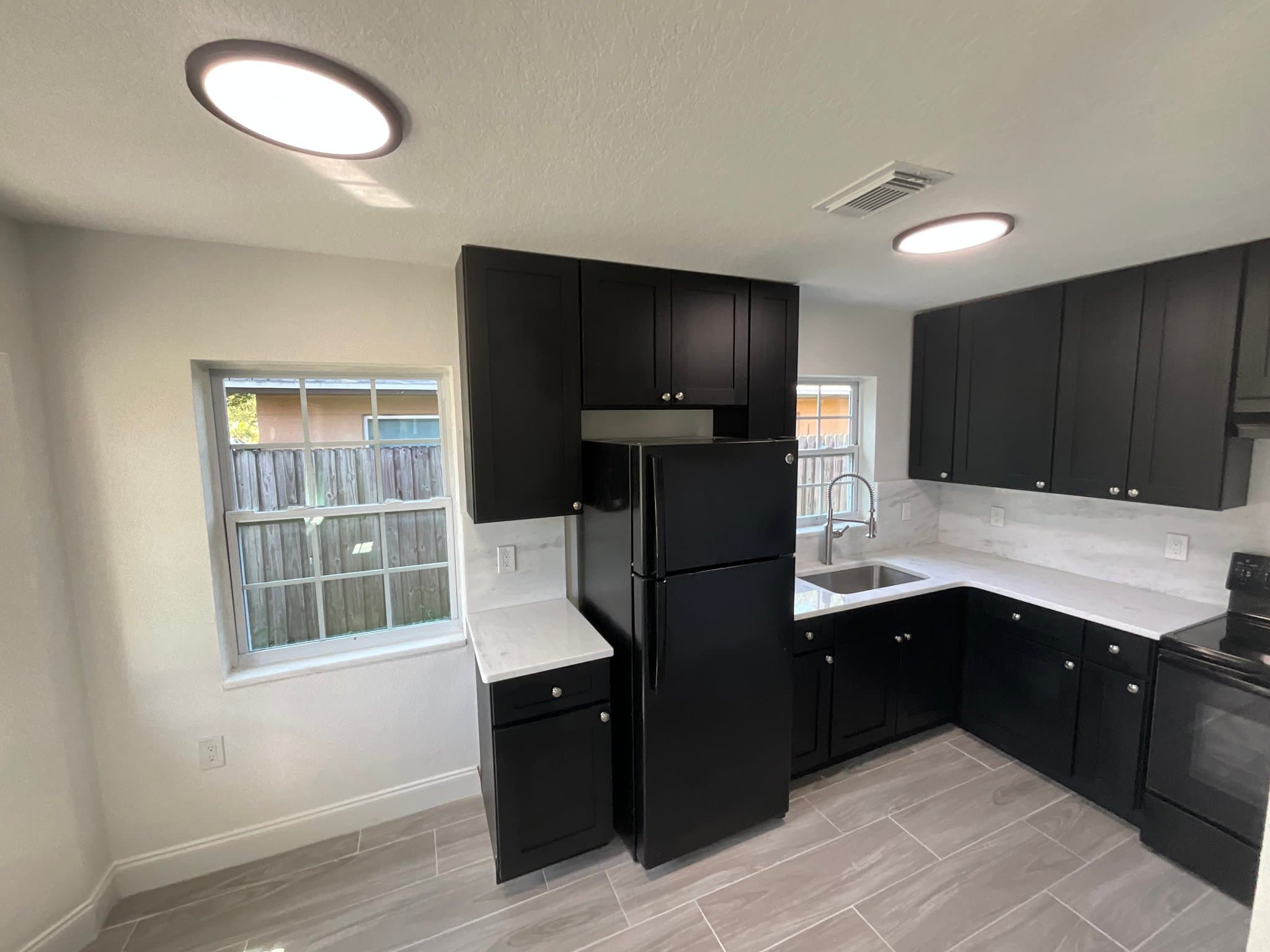 Saint Petersburg House: 759 90th Ave North