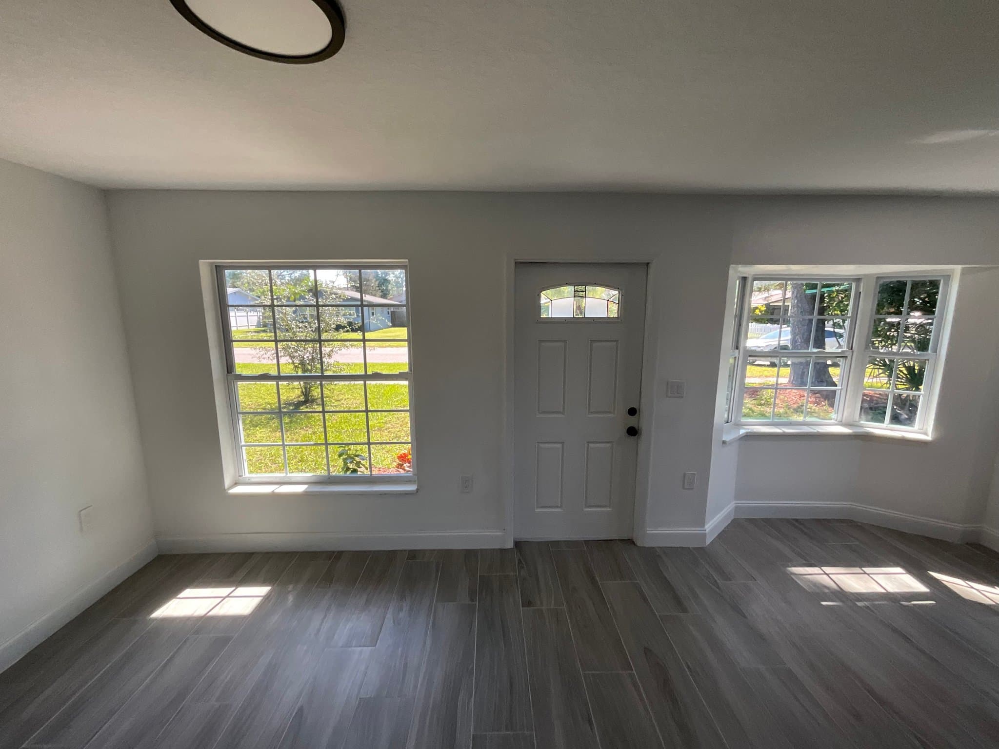 Saint Petersburg House: 759 90th Ave North