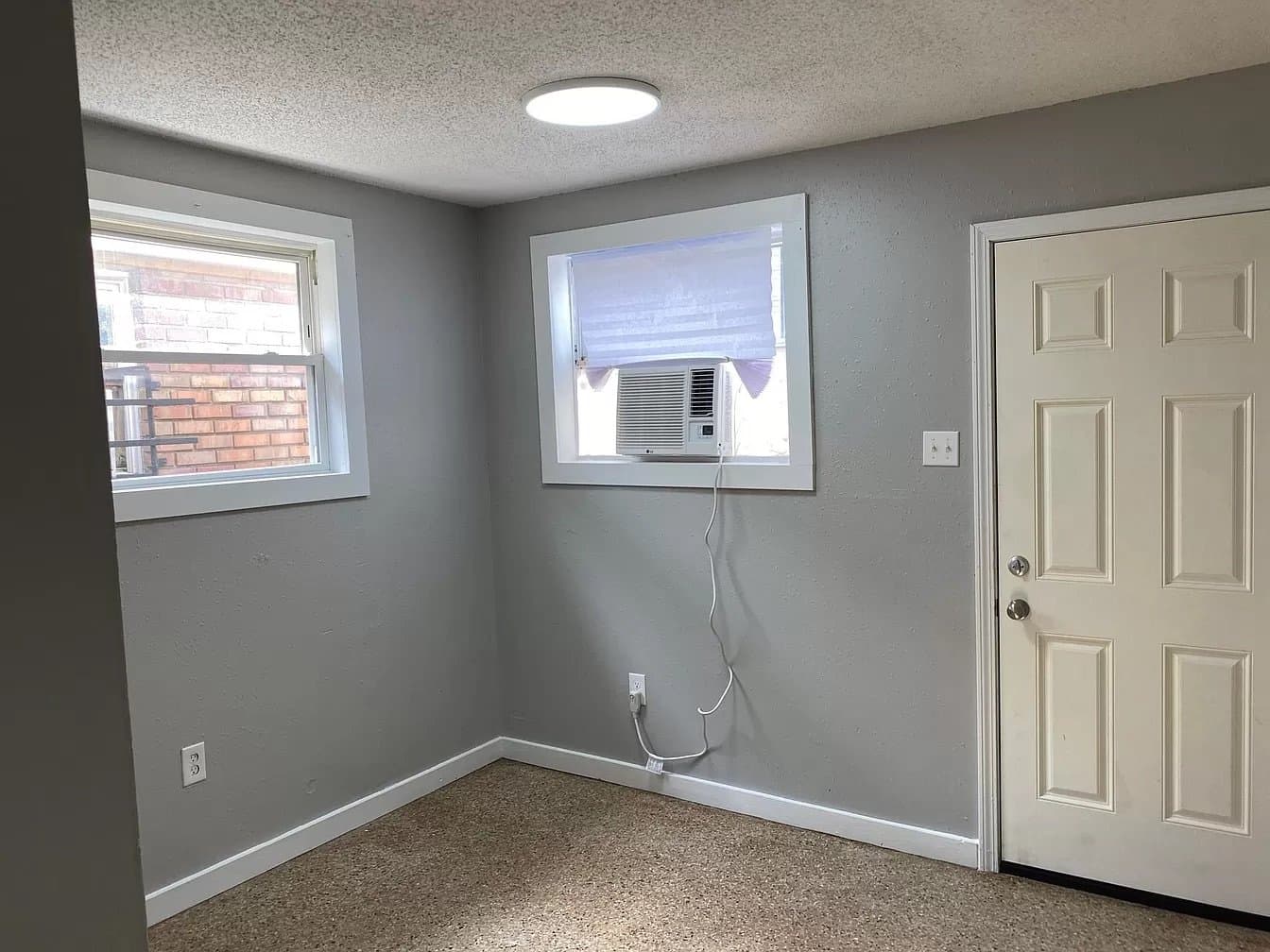 New Orleans Apartment: 2824 Pauger Street