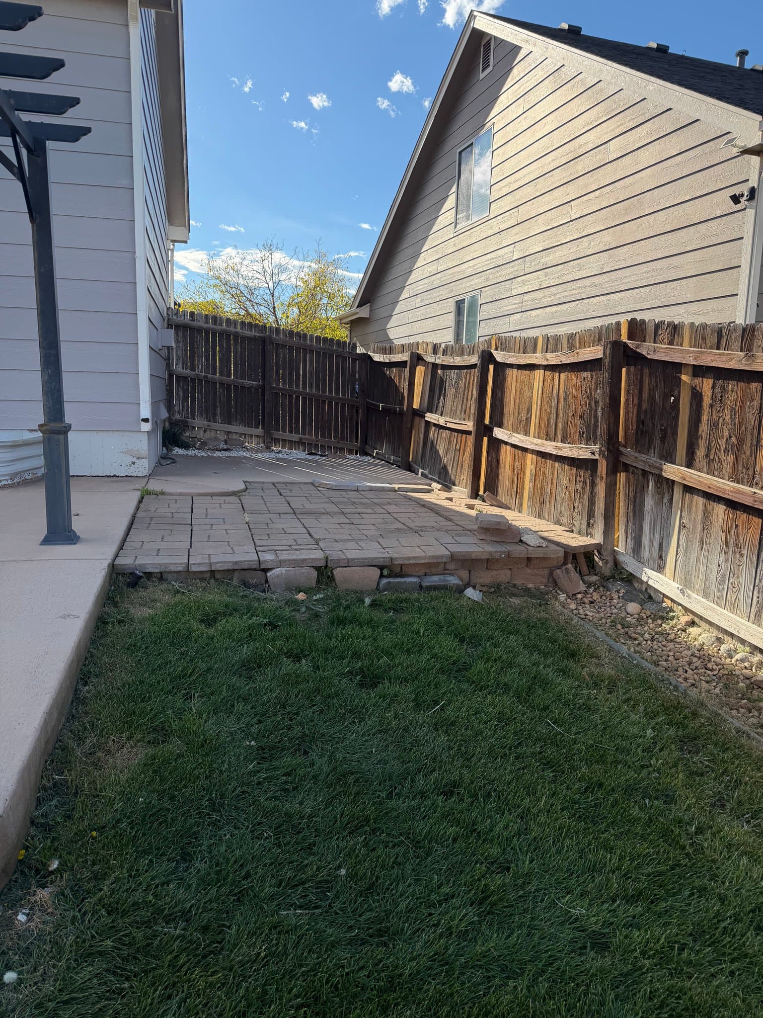 Aurora House: 5686 S Zante Way