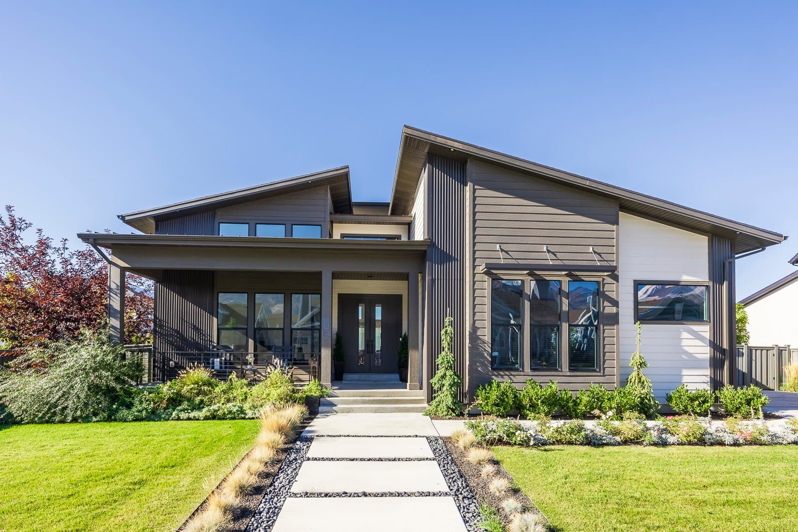 Highland House: 9825 N Willowbank Dr