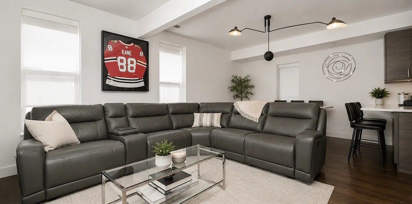 Chicago Apartment: 1418 W Blackhawk St