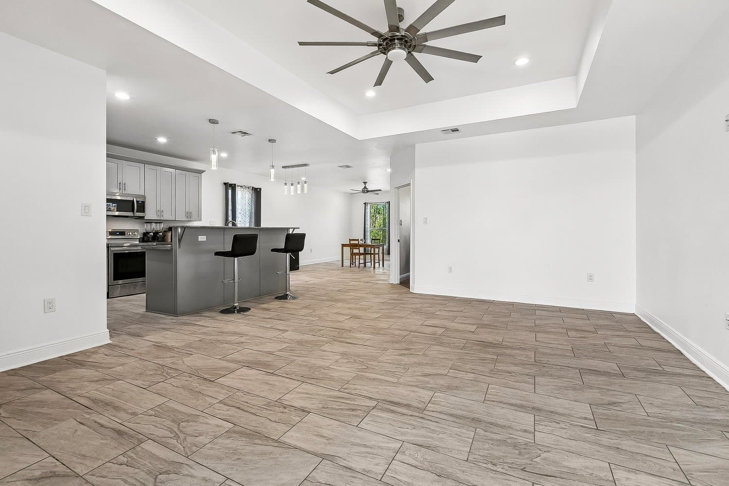 New Orleans House: 7271 Voyageur Dr