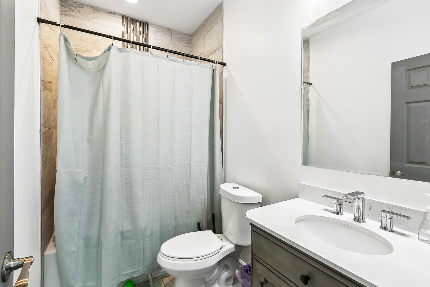 New Orleans House: 7271 Voyageur Dr