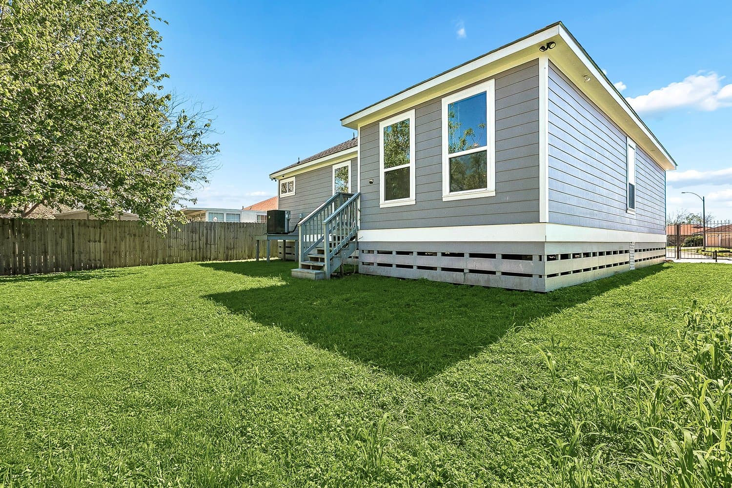 New Orleans House: 7271 Voyageur Dr