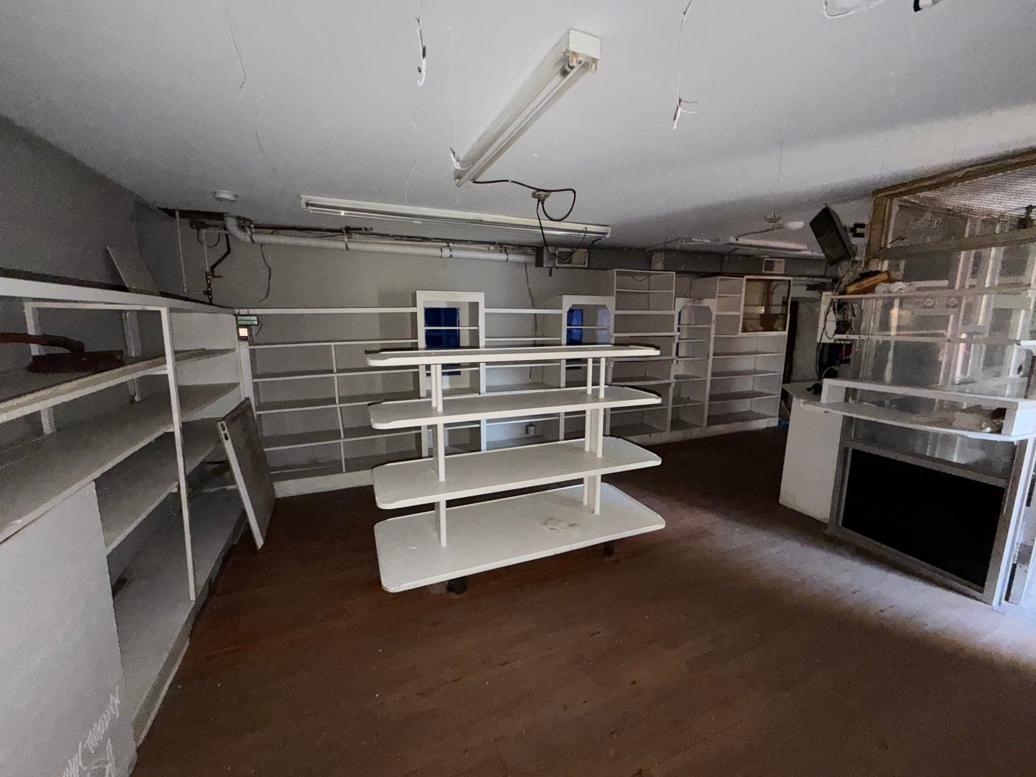 Baltimore Other: 823 N Woodington Rd