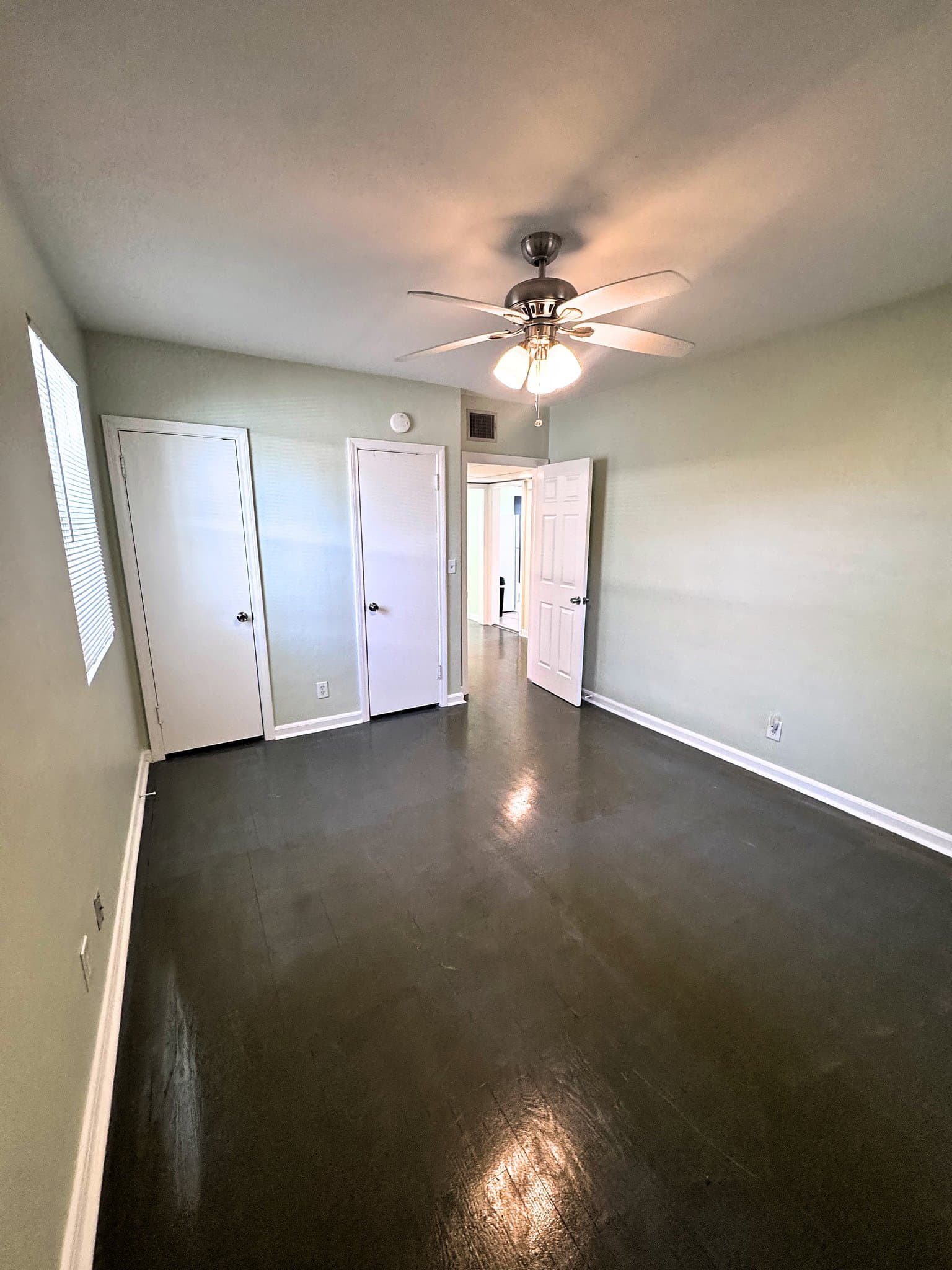 Jacksonville Multiplex: 2542-2544 Spring Park Rd