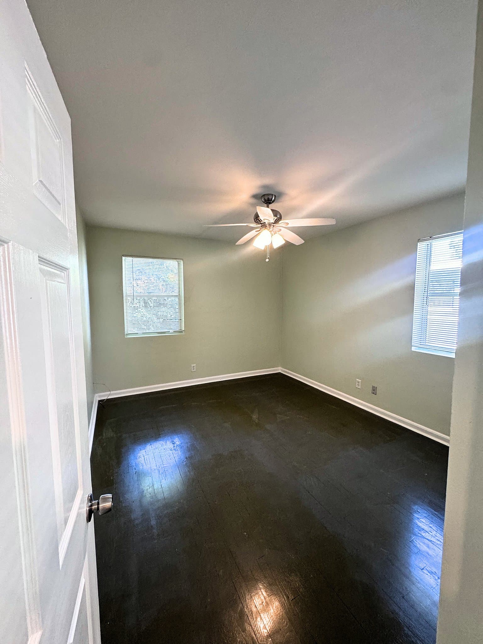 Jacksonville Multiplex: 2542-2544 Spring Park Rd
