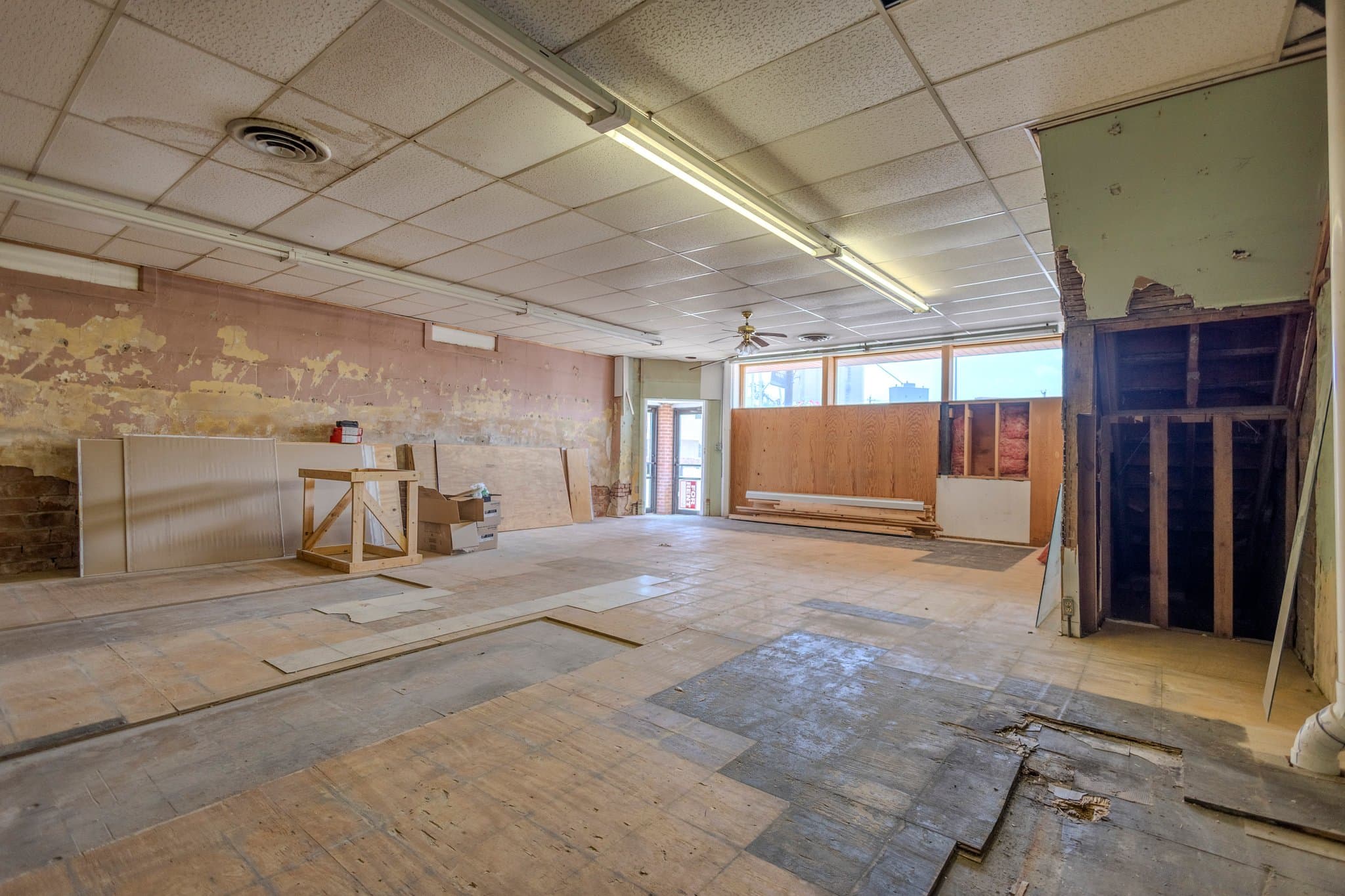 Cottonwood Other: 104 W Main St