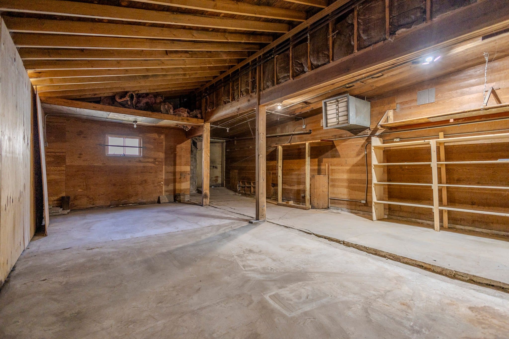 Cottonwood Other: 104 W Main St
