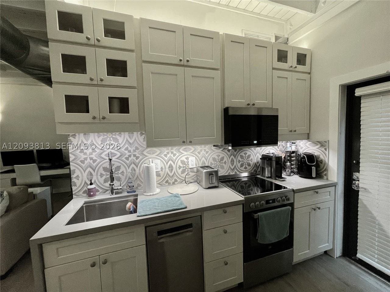 Coral Gables House: 1301 Milan Ave