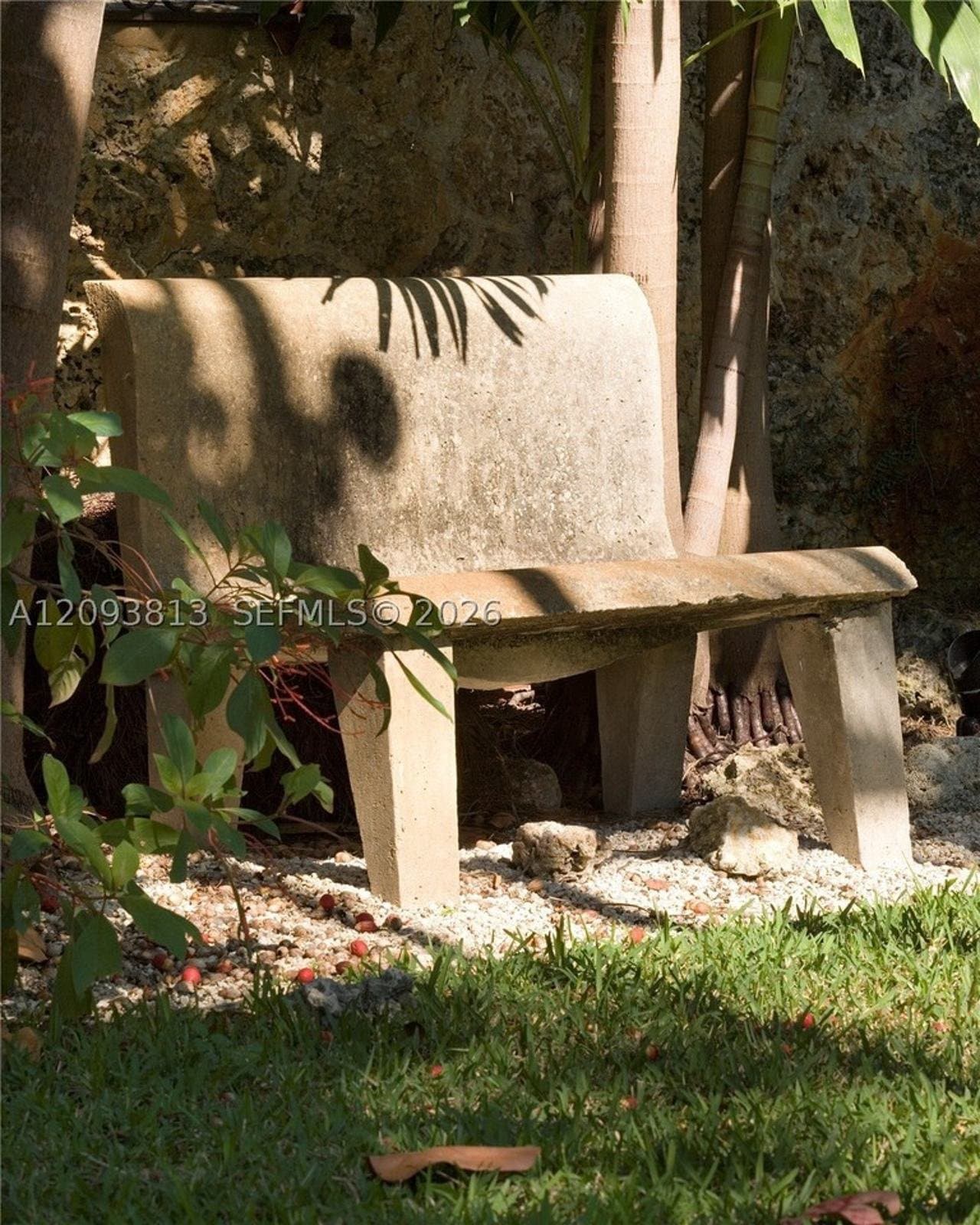 Coral Gables House: 1301 Milan Ave