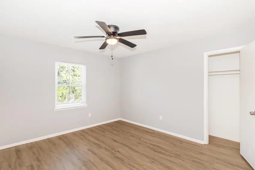 Baytown Apartment: 301 Tri City Beach Dr