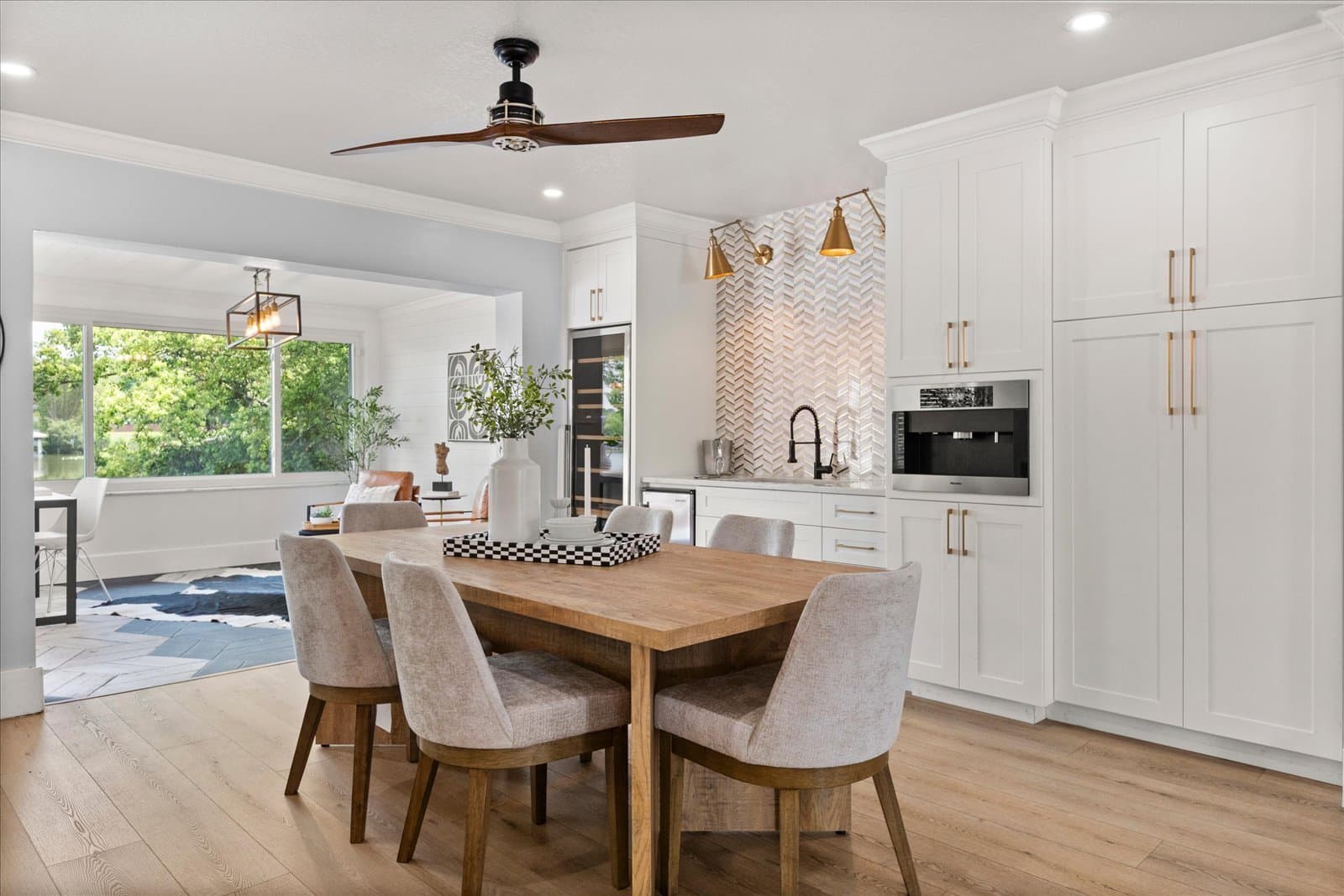 Maitland House: 201 Cedarwood Drive