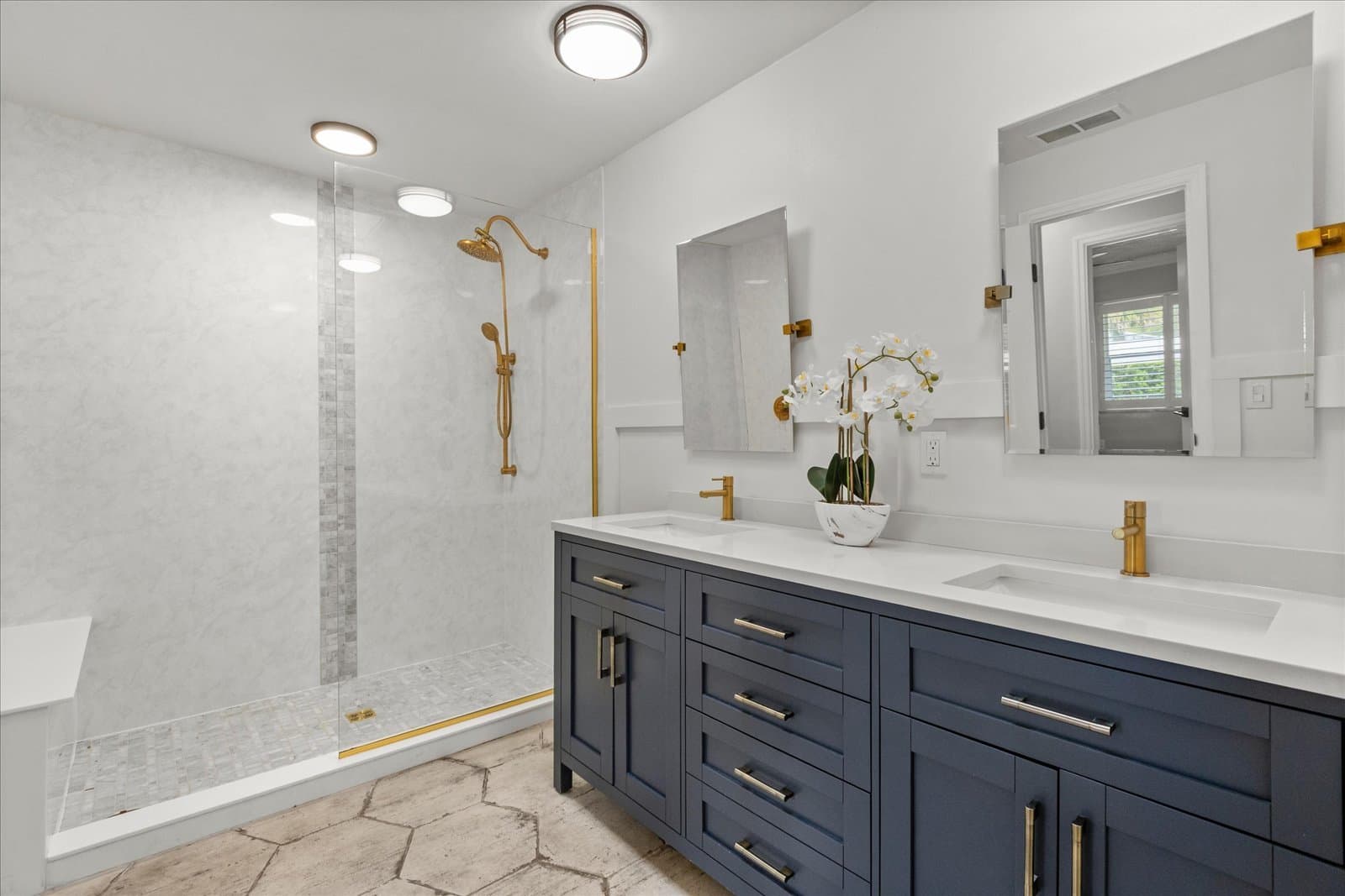 Maitland House: 201 Cedarwood Drive