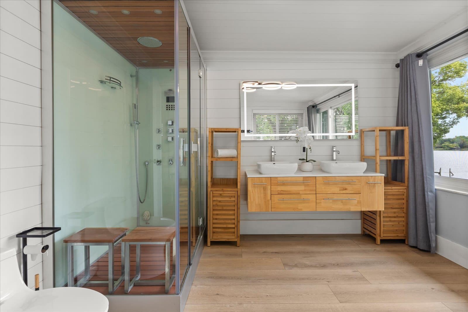Maitland House: 201 Cedarwood Drive