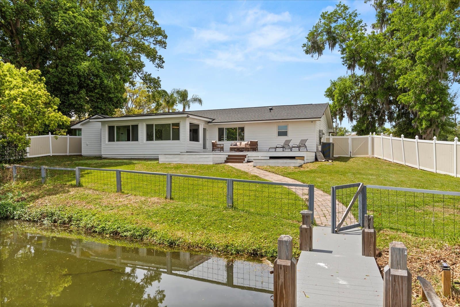 Maitland House: 201 Cedarwood Drive