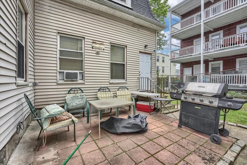 Boston Multiplex: 43 woodward st,