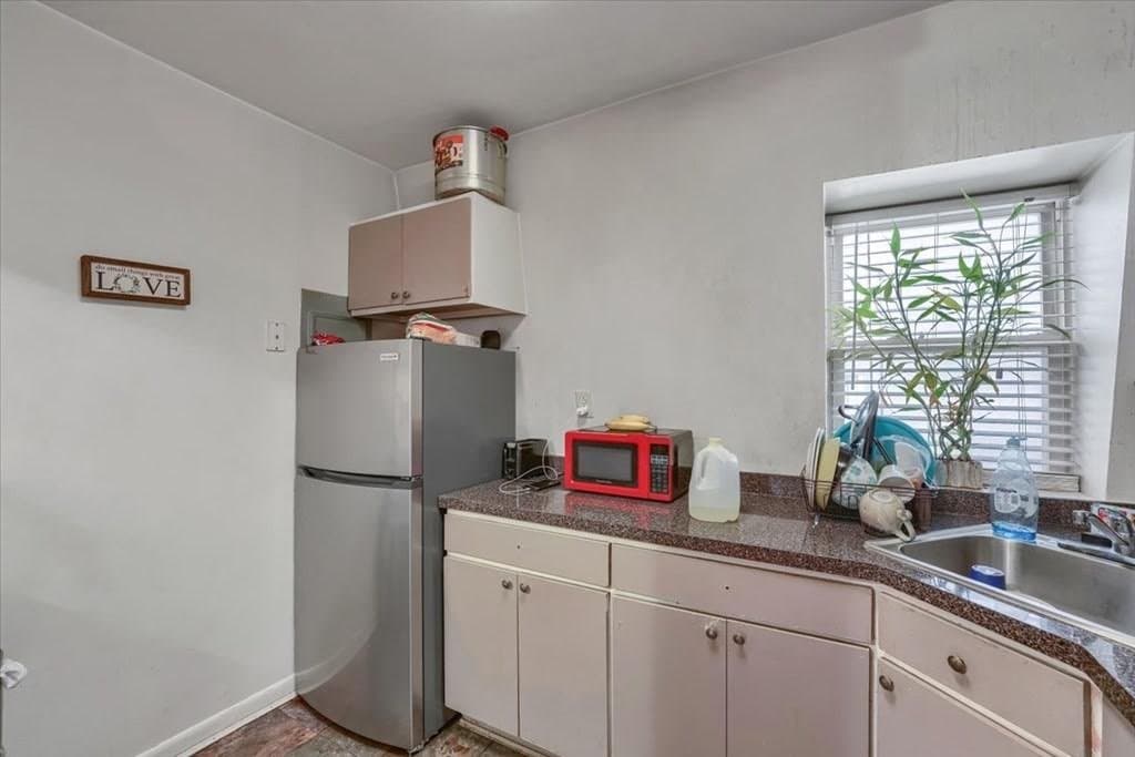 Boston Multiplex: 43 woodward st,