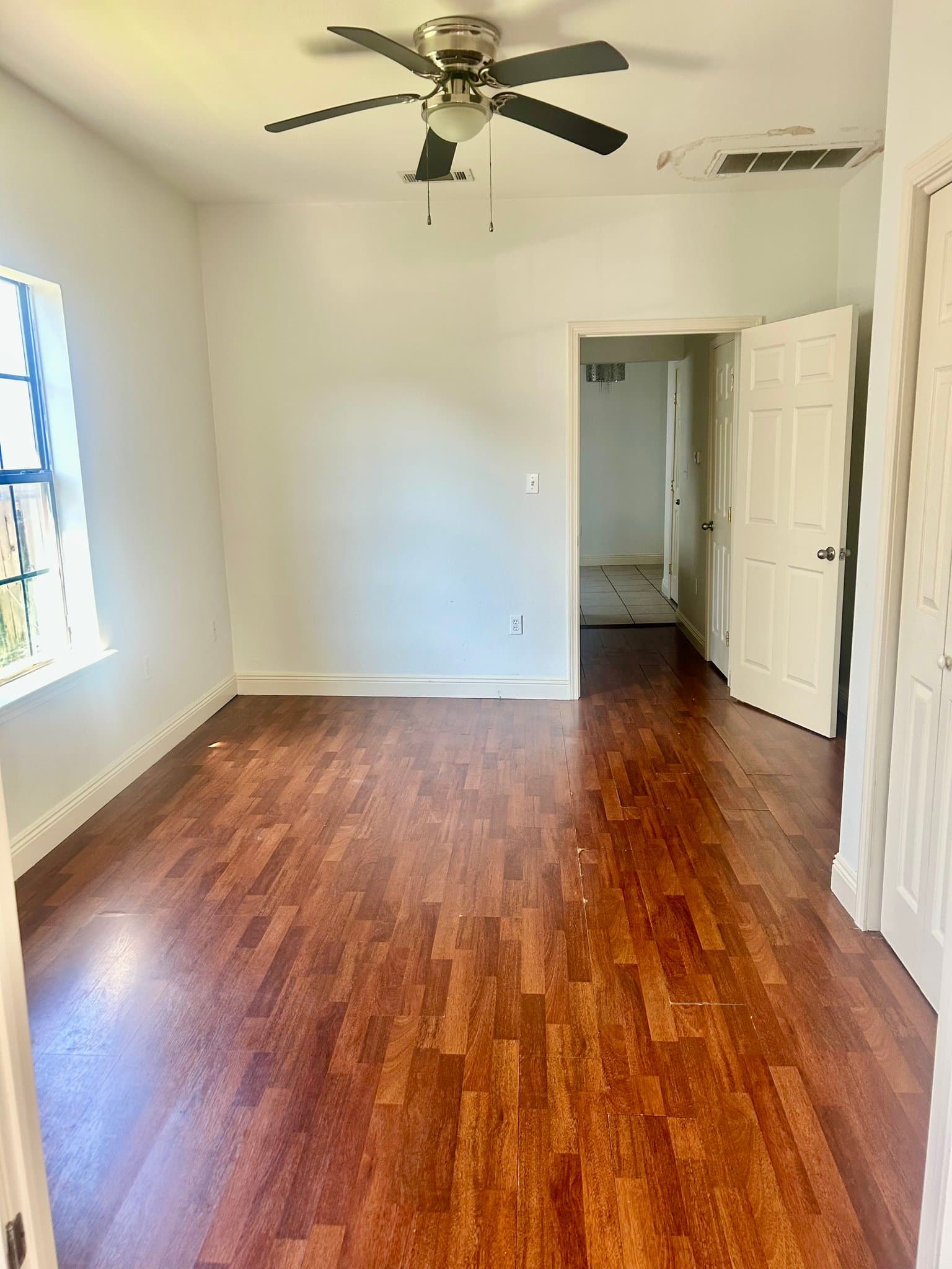 New Orleans Multiplex: 531 S Murat St