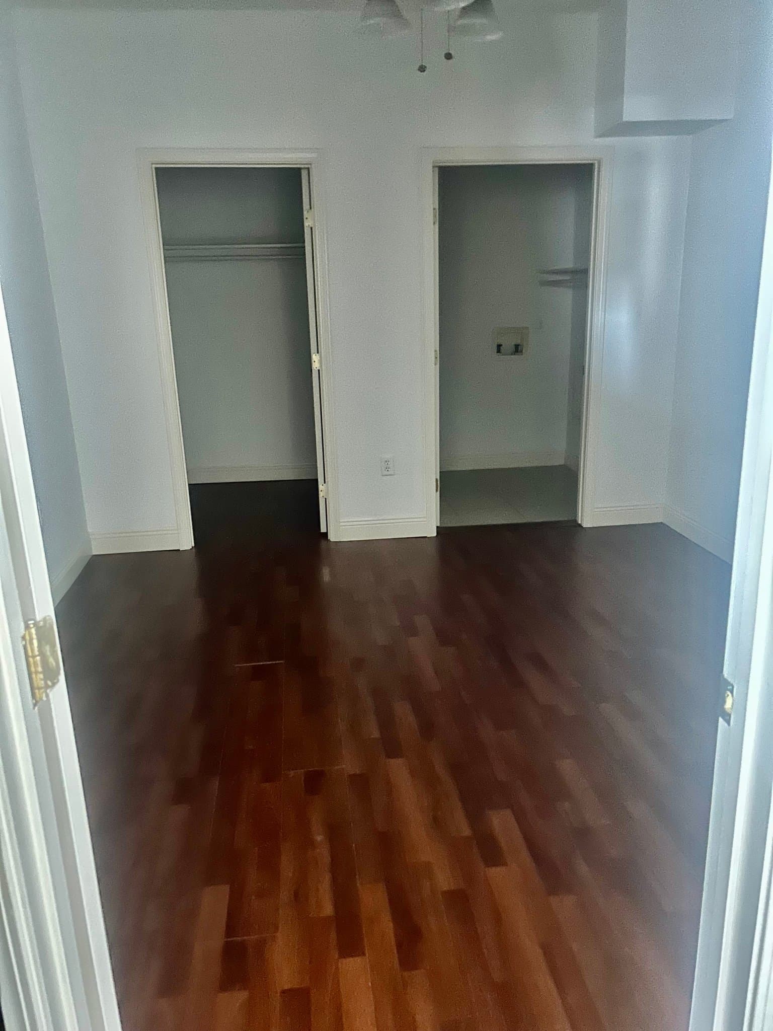 New Orleans Multiplex: 531 S Murat St