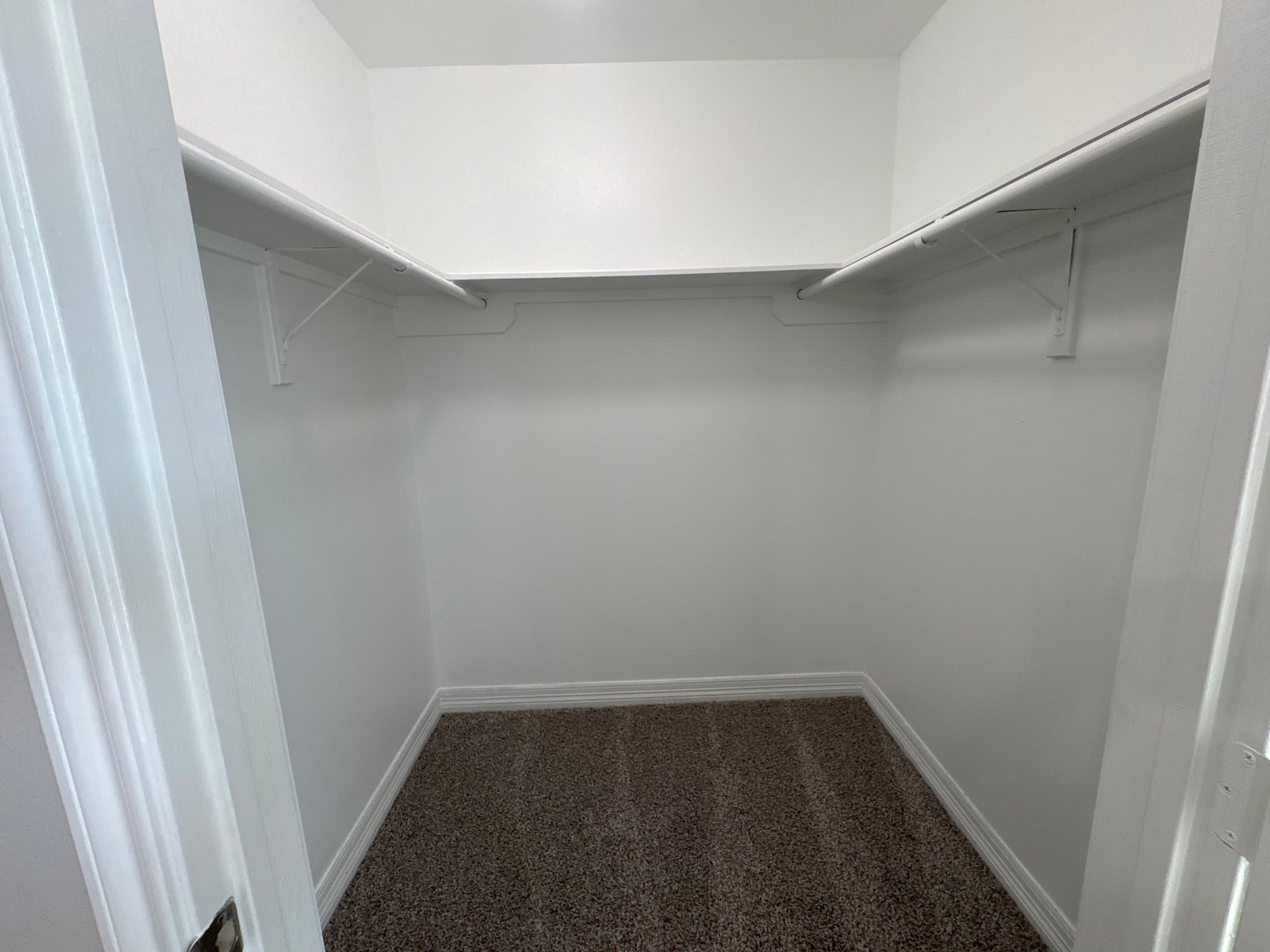 Longview Apartment: 113 Magnolia Lane