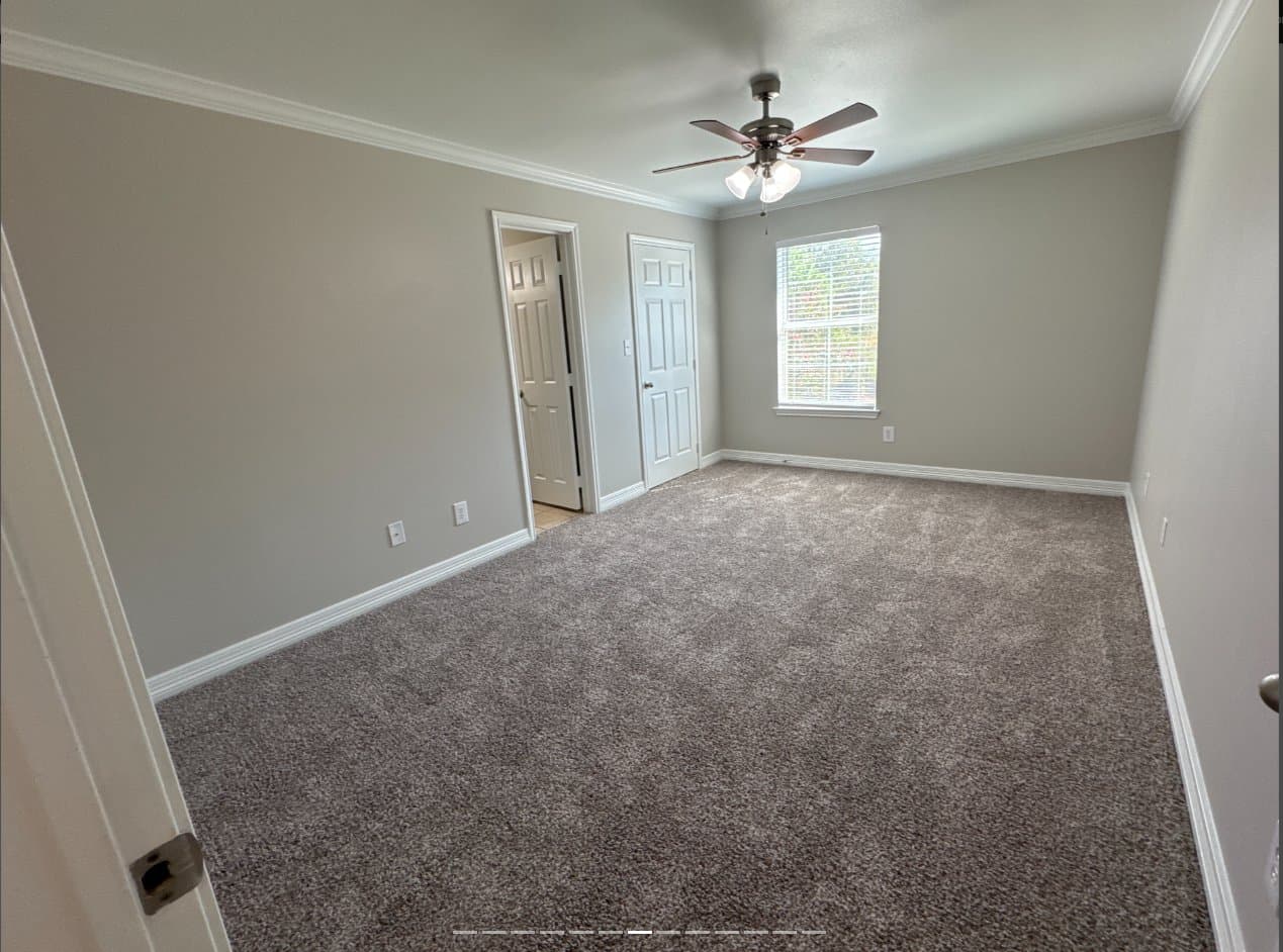 Longview Apartment: 113 Magnolia Lane