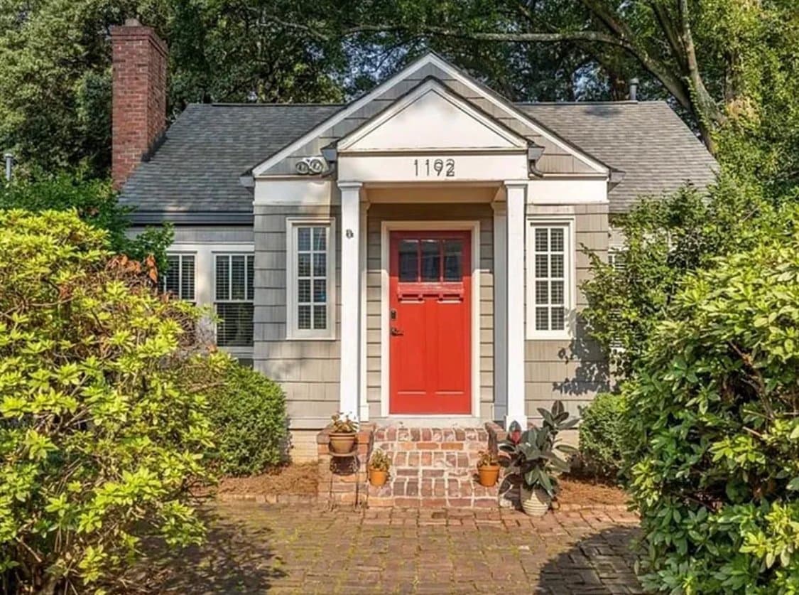 Atlanta House: 1192 Barnes St NW