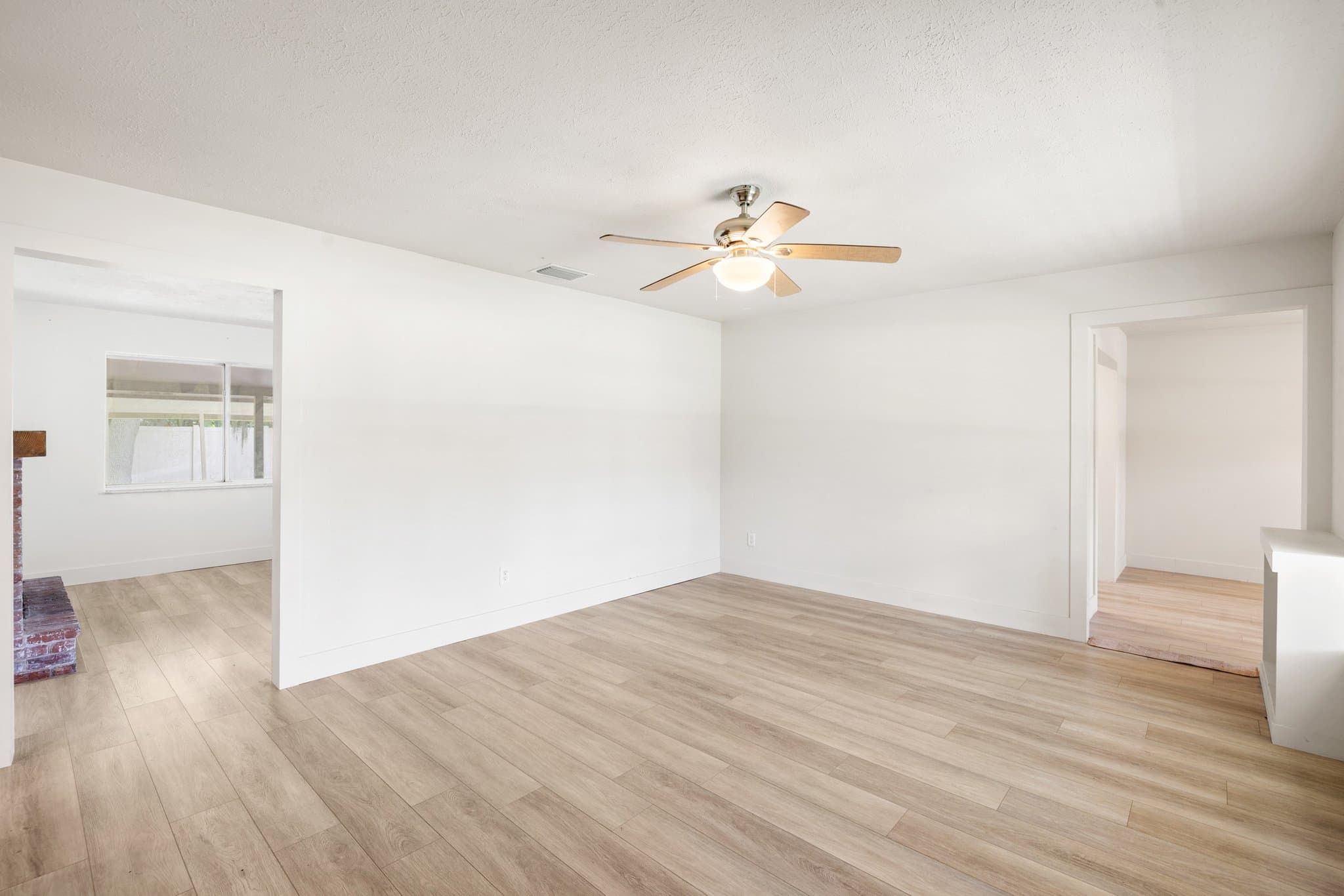 TAMPA House: 8212 SUNNY VALE PL
