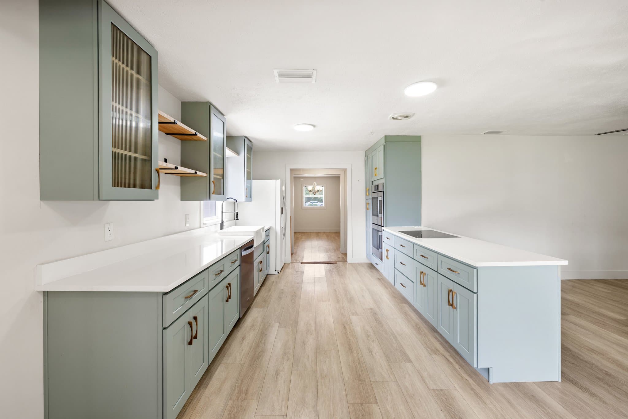 TAMPA House: 8212 SUNNY VALE PL