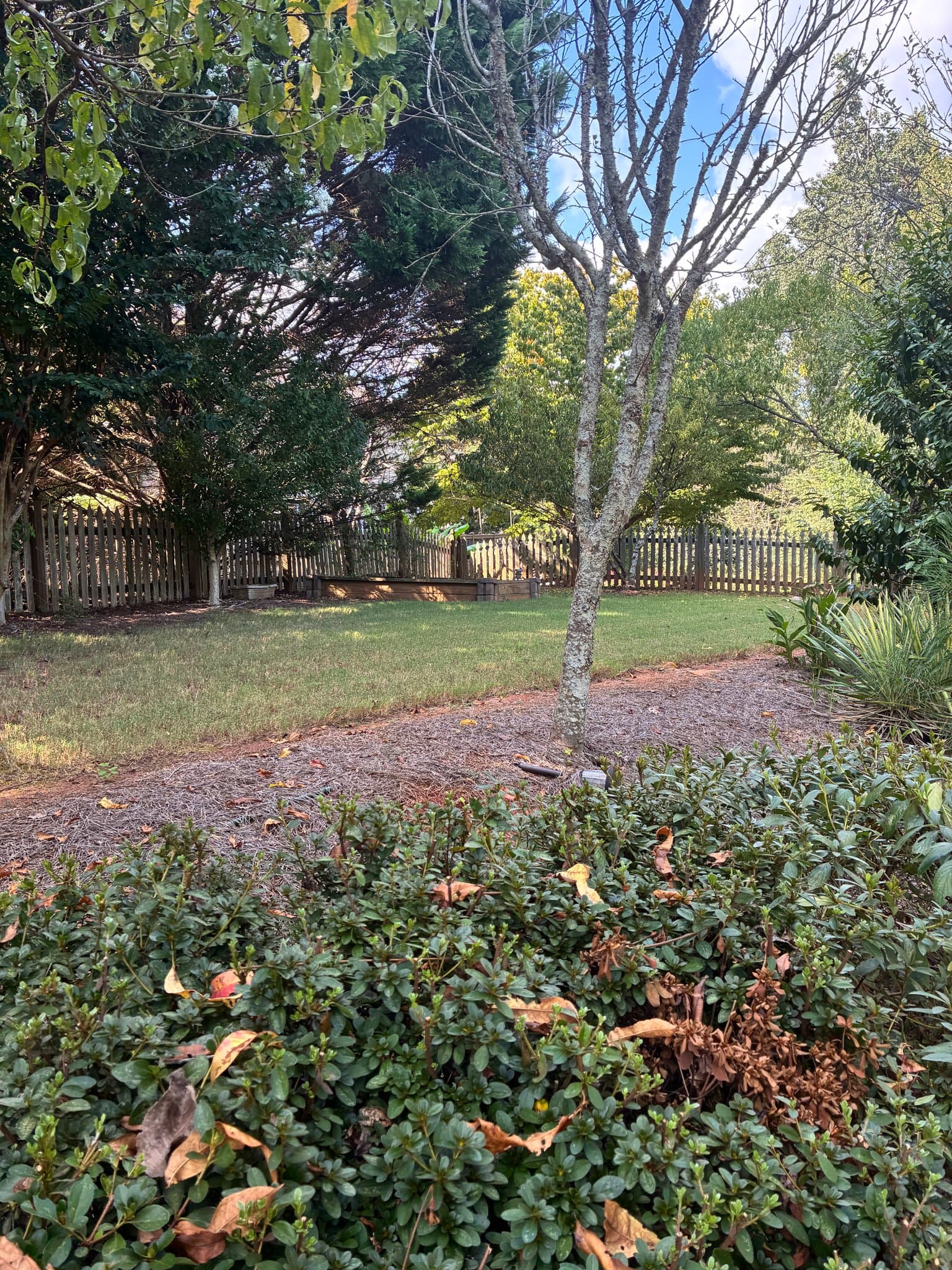 Cumming House: 3205 E Gate Dr