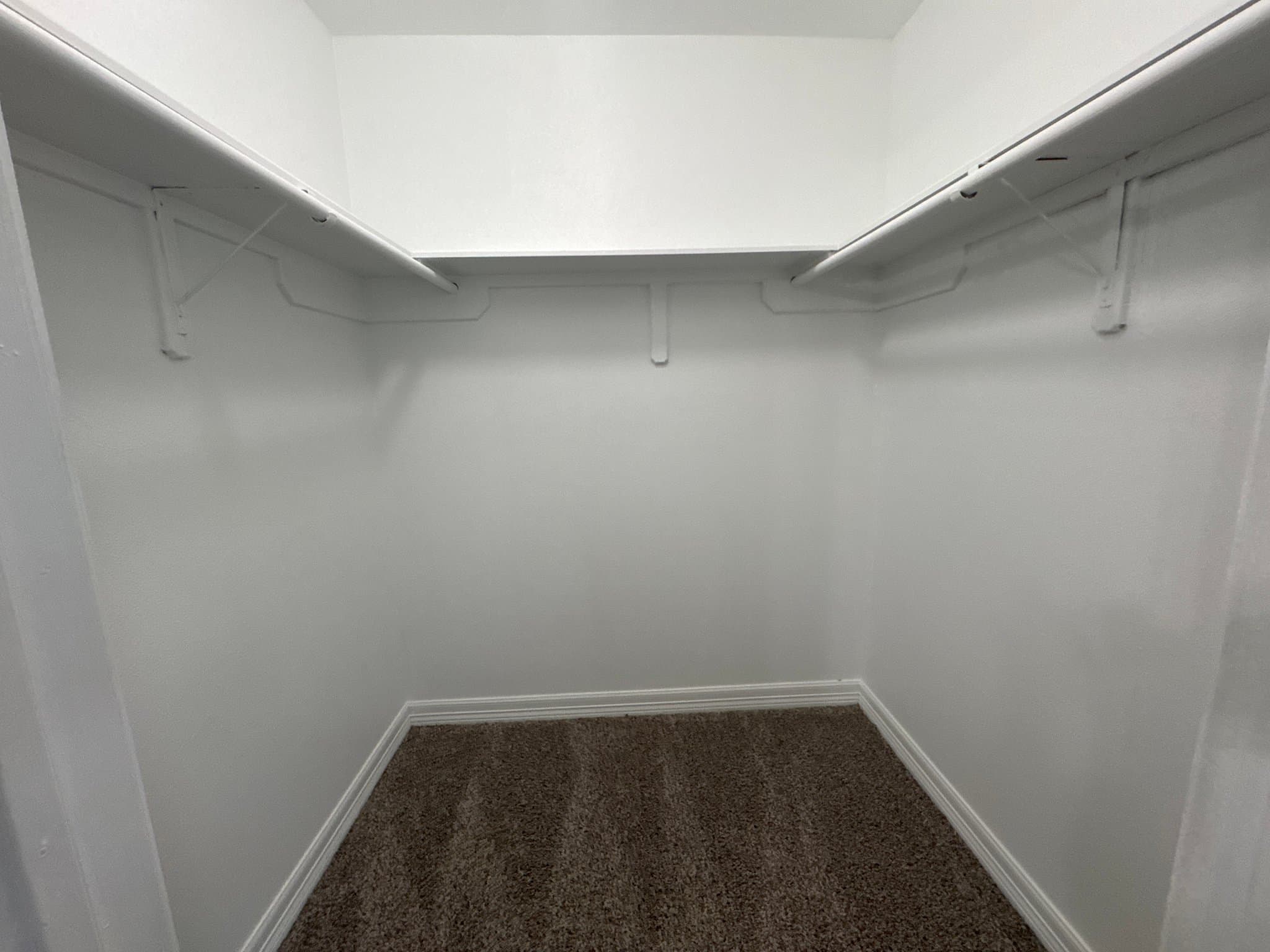 Longview Apartment: 113 Magnolia Lane