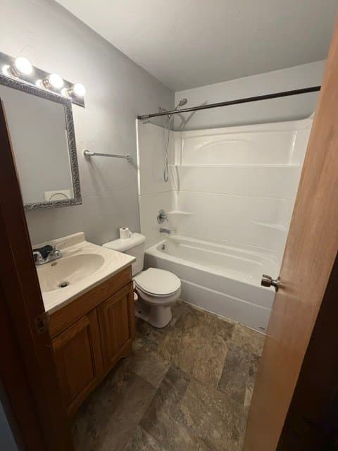 Green Bay House: 2920 Emmalane