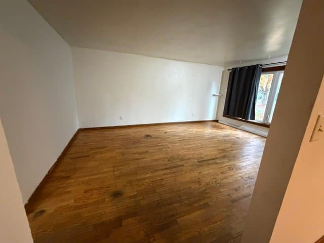Green Bay House: 2920 Emmalane