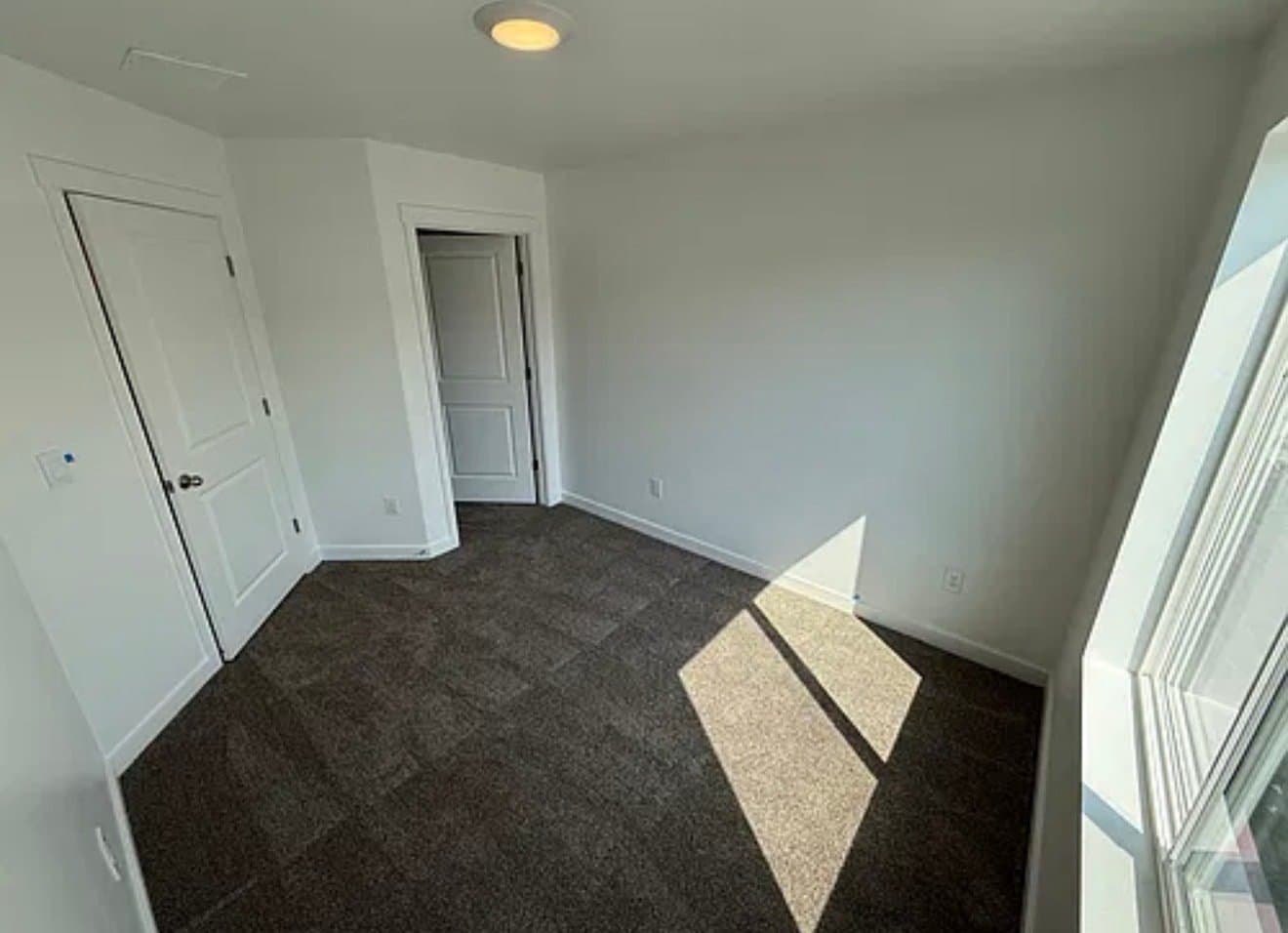Saratoga Springs Townhome: 57 N Carpenter Ln