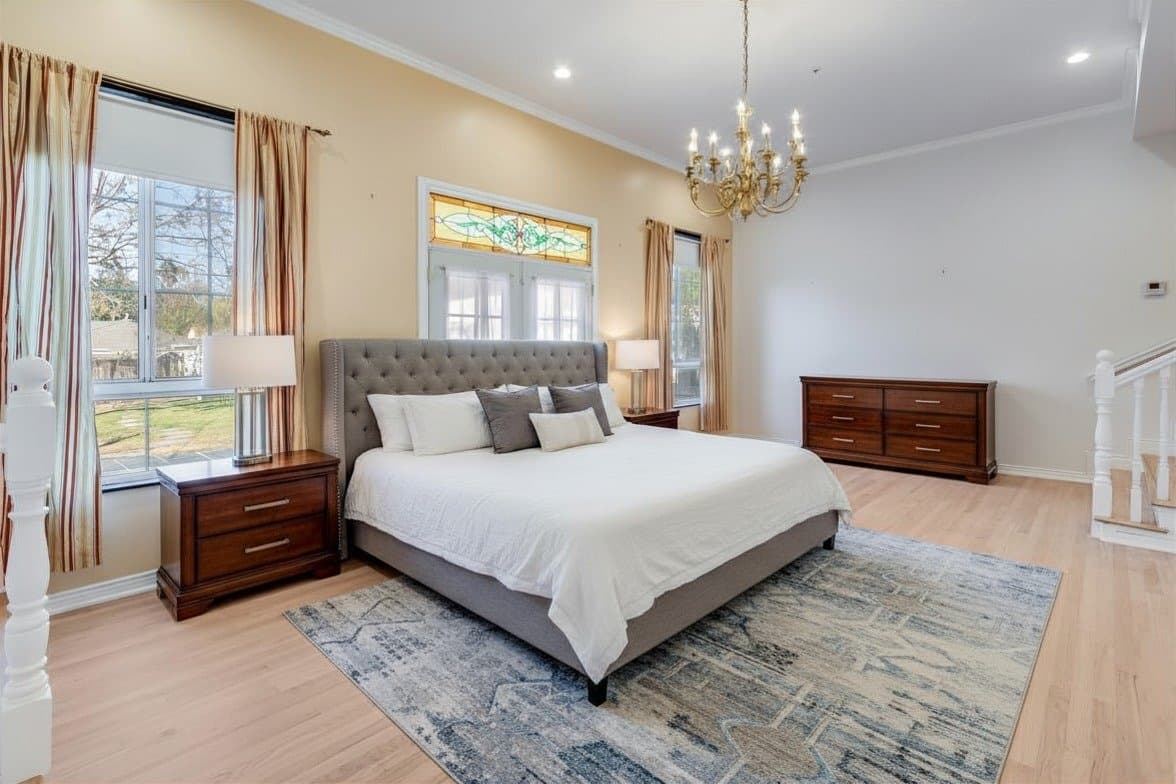 Glendale House: 1601 Ard Eevin Ave,