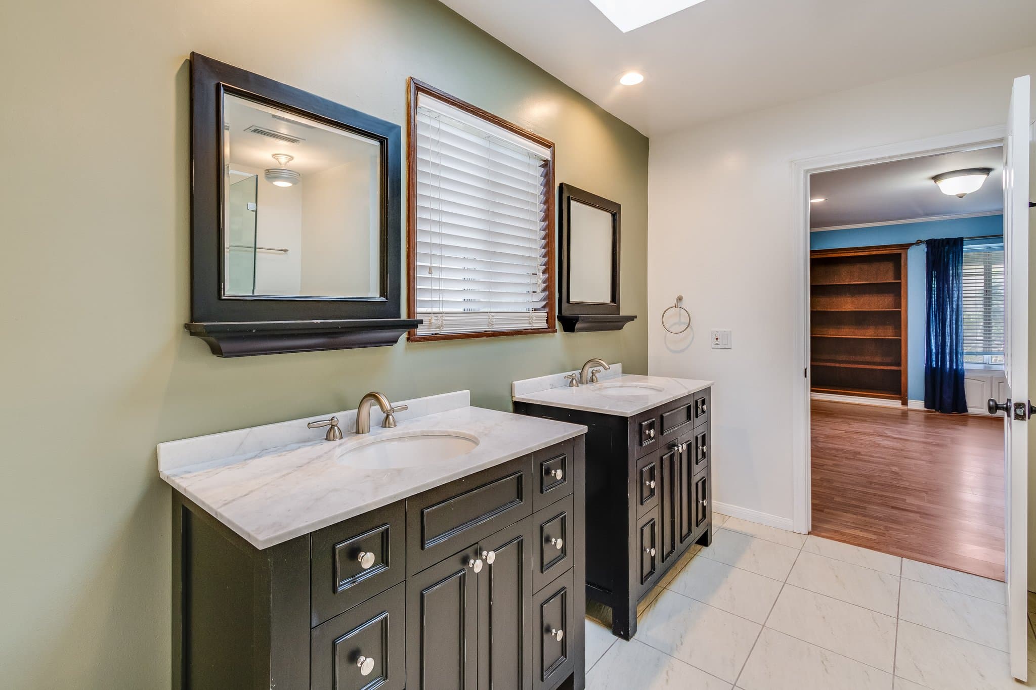 Glendale House: 1601 Ard Eevin Ave,