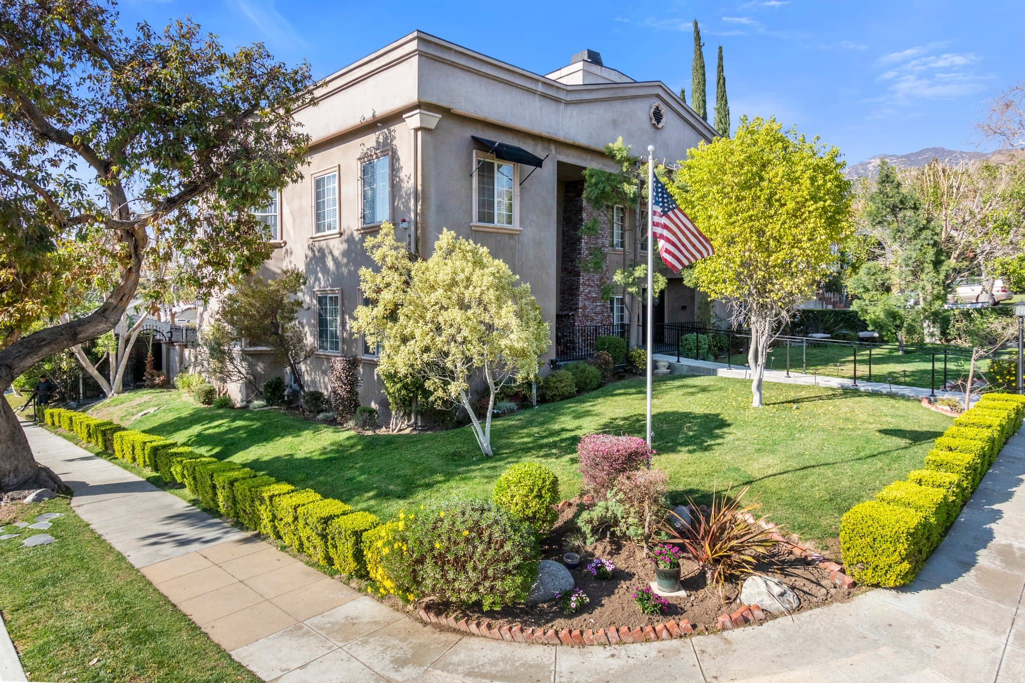 Glendale House: 1601 Ard Eevin Ave,