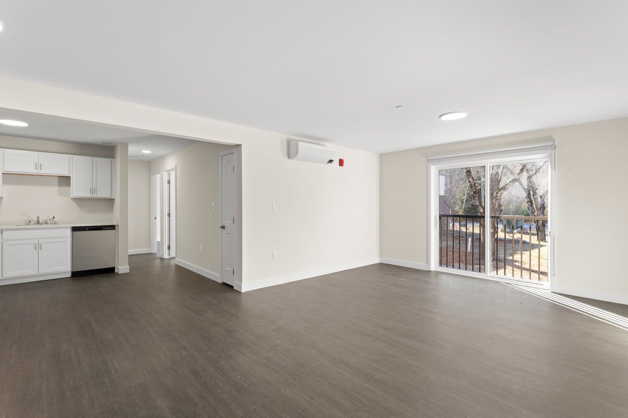 Rochester Apartment: 36 Farmington Rd