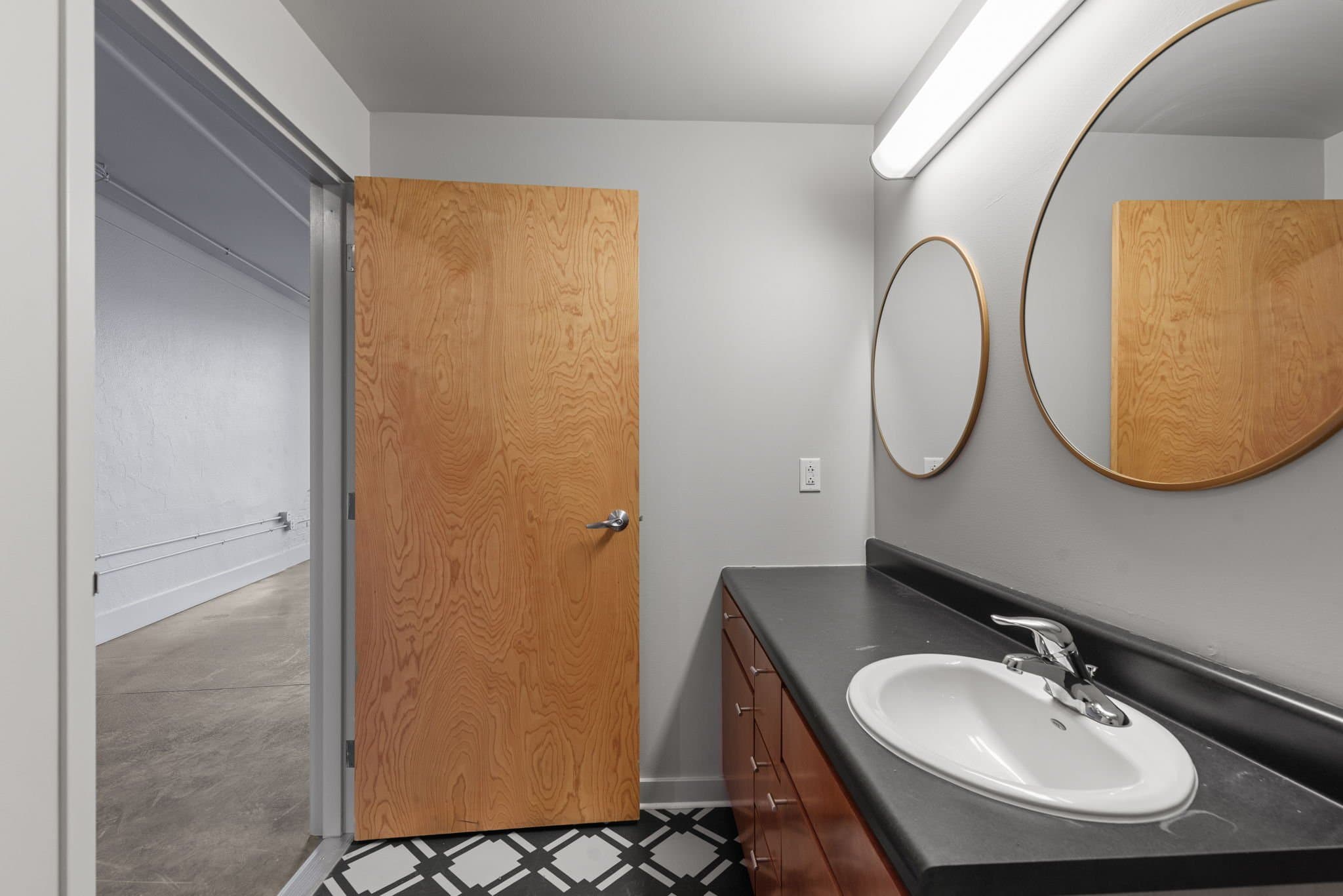 Saint Louis Apartment: 1006 Olive Street